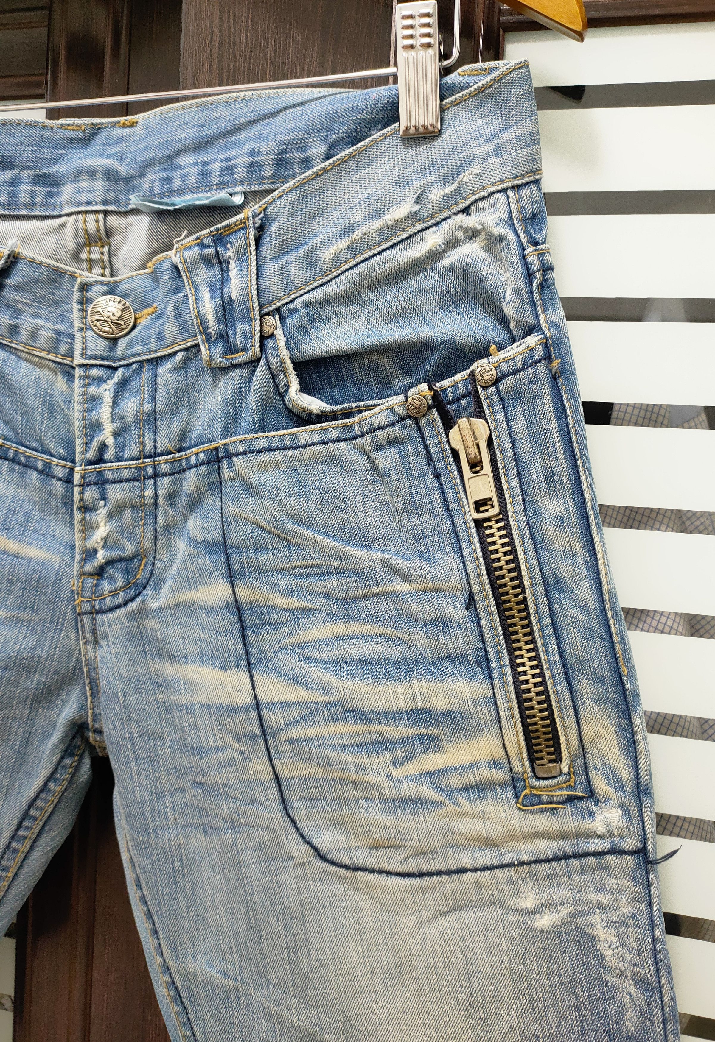 Japanese Brand Flared Japanese Jeans Size US 32 / EU 48 - 3 Thumbnail