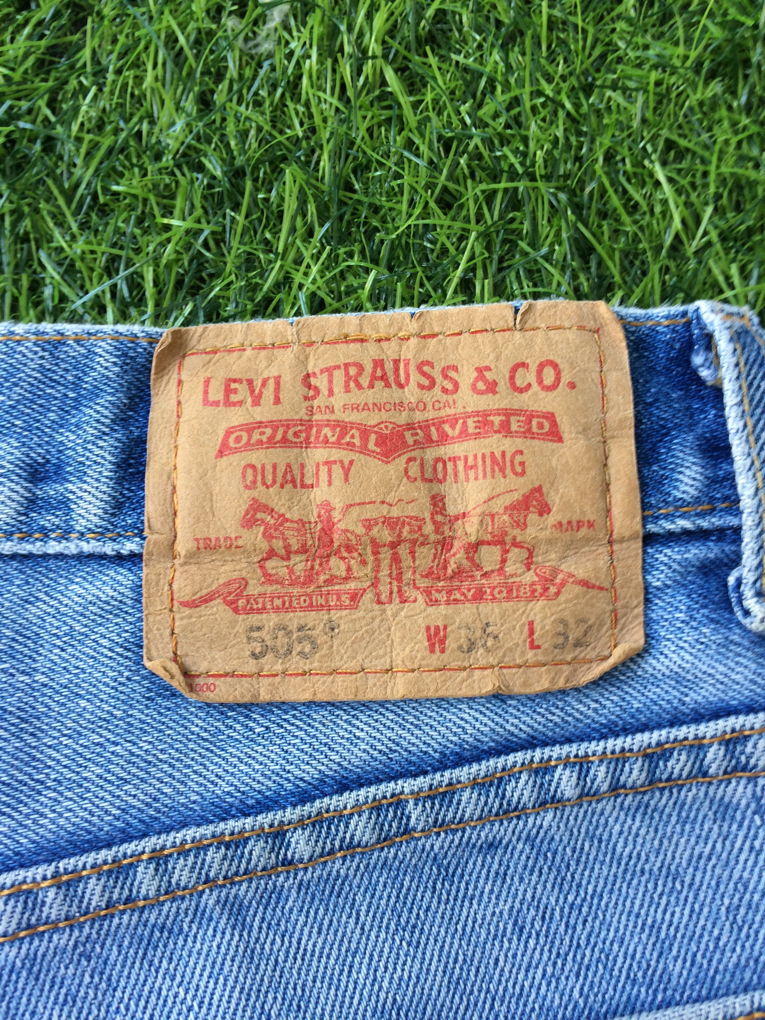 Levi's Vintage Levis 505 Light Wash Jeans #B-287 Size US 35 - 10 Thumbnail