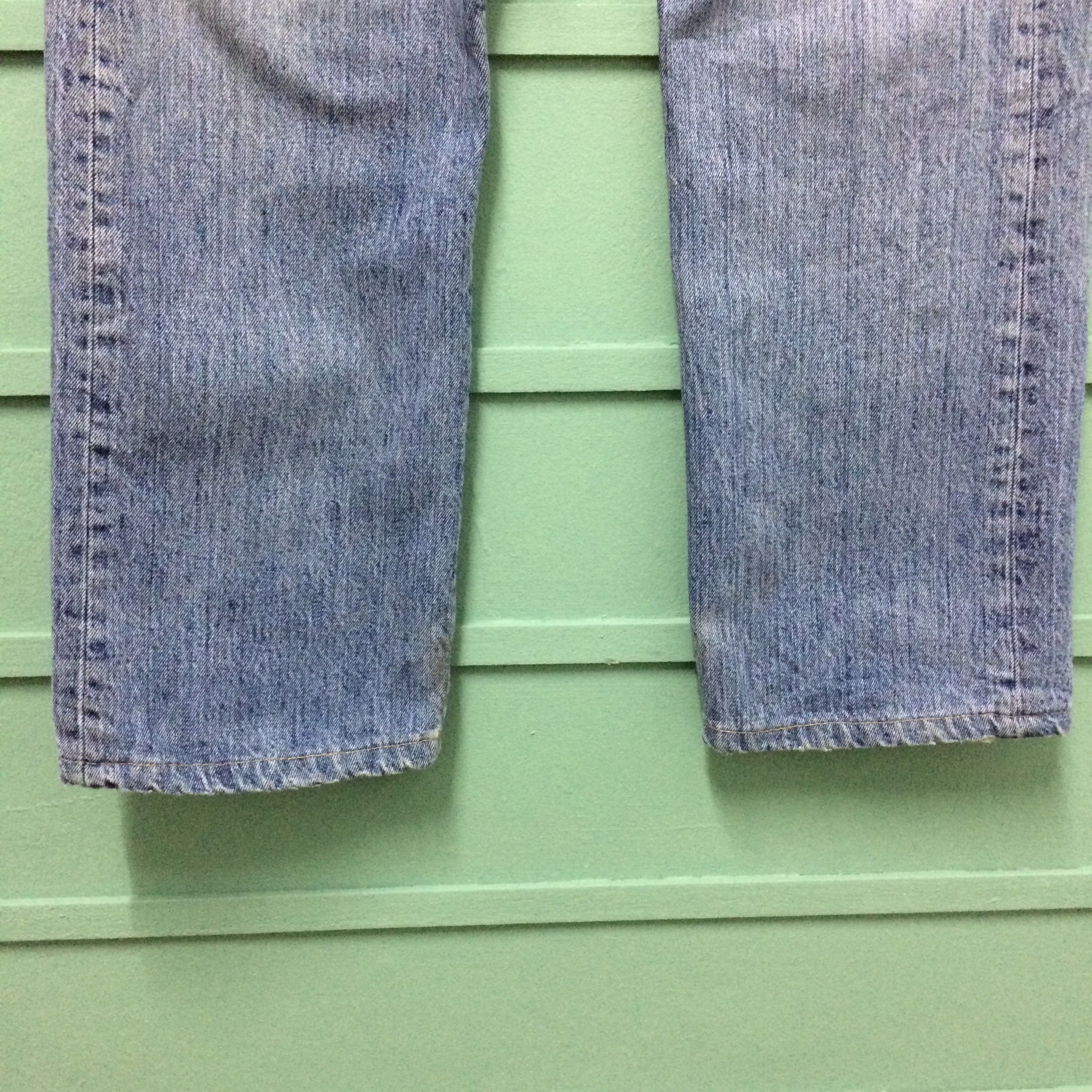 Levi's Vintage Distressed Levis 501 Jeans #B-114 Size US 33 - 11 Thumbnail