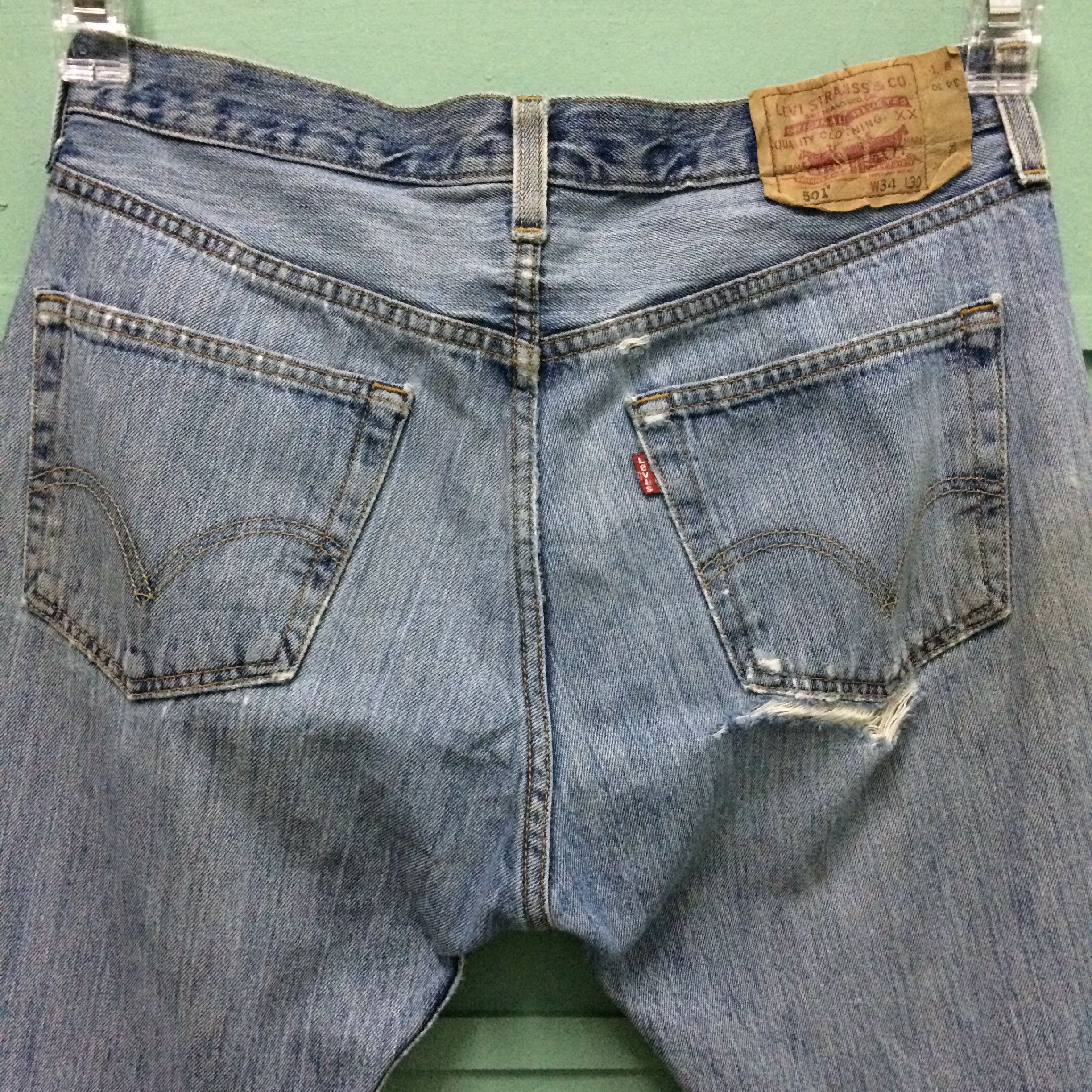 Levi's Vintage Distressed Levis 501 Jeans #B-114 Size US 33 - 8 Thumbnail