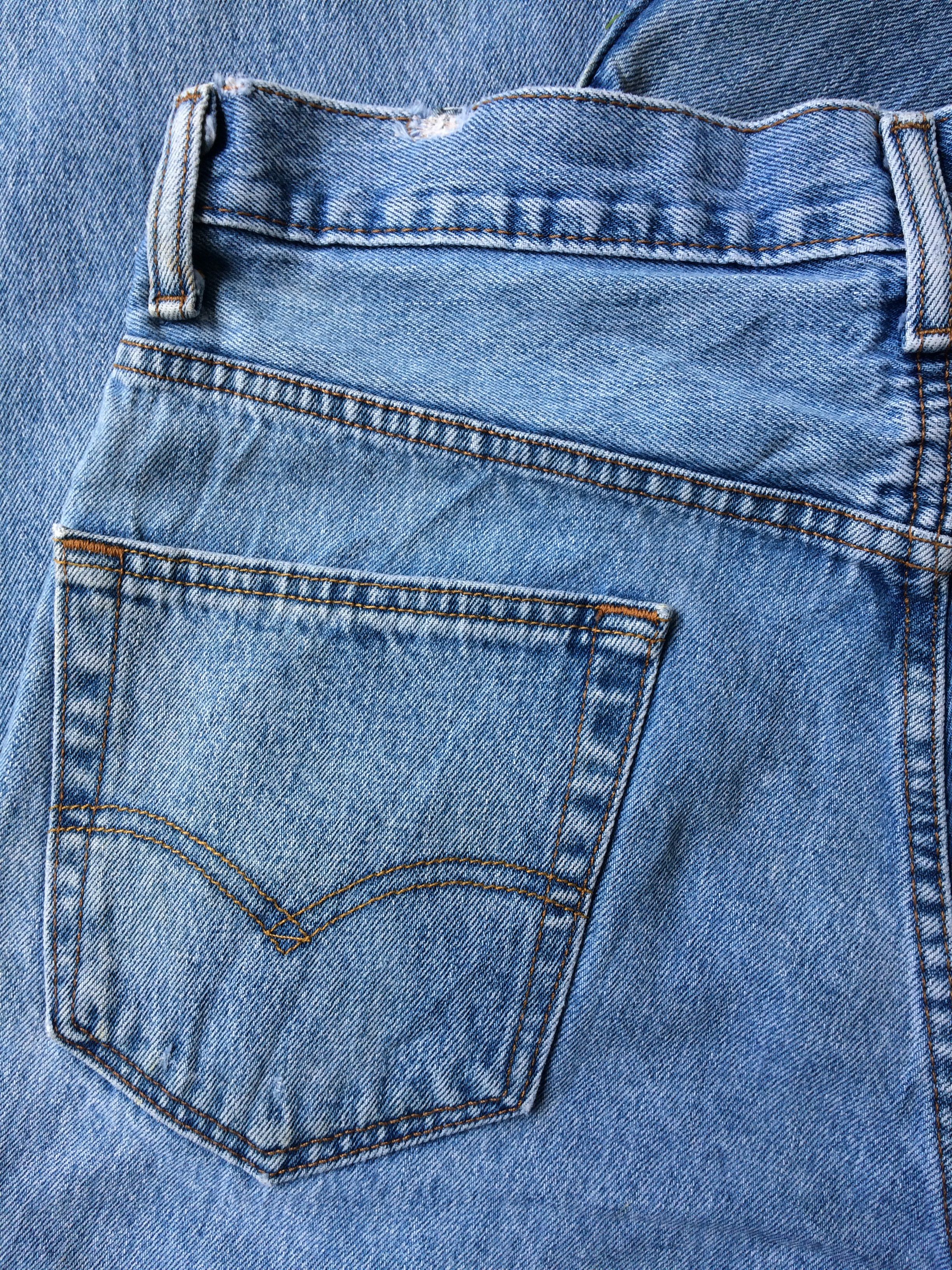 Levi's Vintage Levis 550 Light Wash Jeans #B-275 Size US 34 / EU 50 - 7 Thumbnail