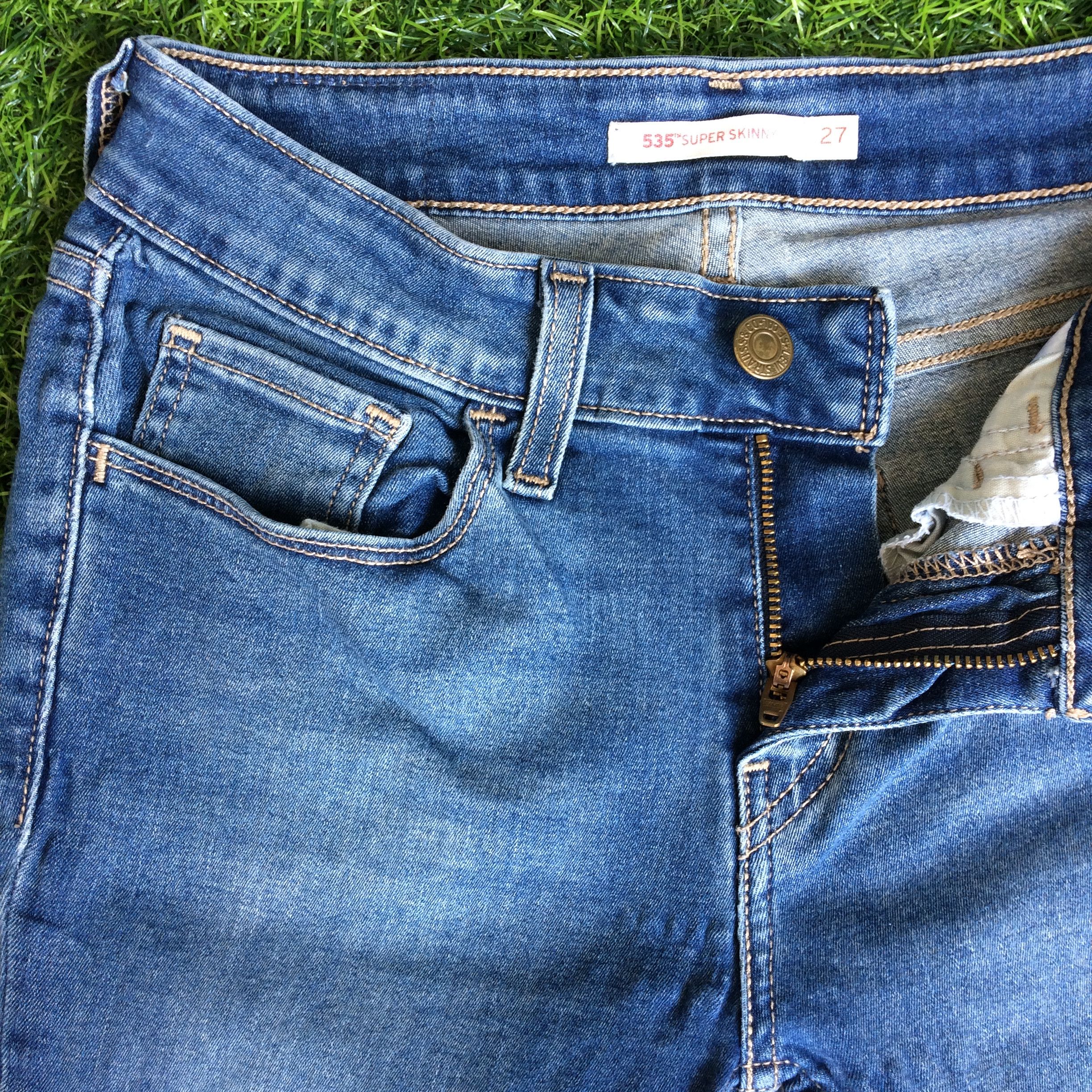 Levi's Levis 535 Super Skinny Jeans #B-123 Size 24" / US 00 / IT 34 - 5 Thumbnail