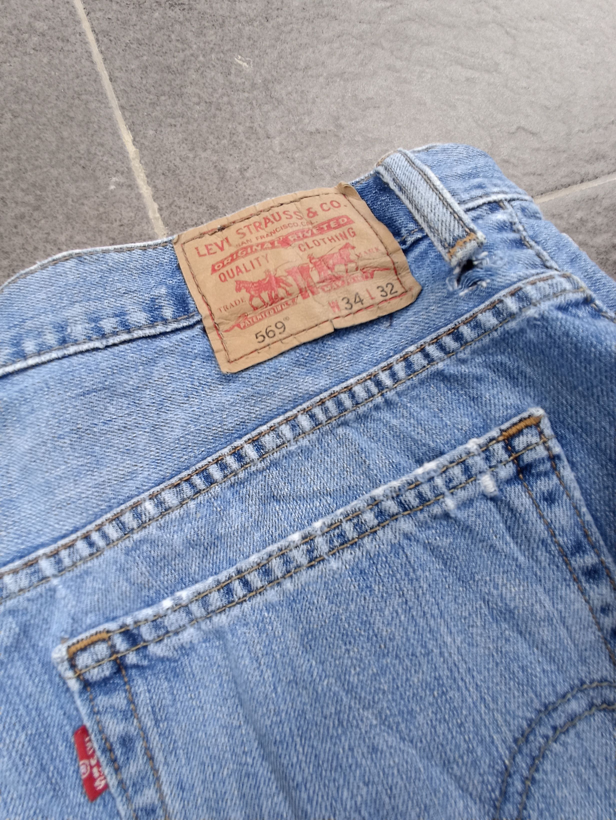 Jean × Levi's × Vintage Vintage Levis 569 Distress Blue Wash Jeans - J222 Size US 36 / EU 52 - 11 Thumbnail
