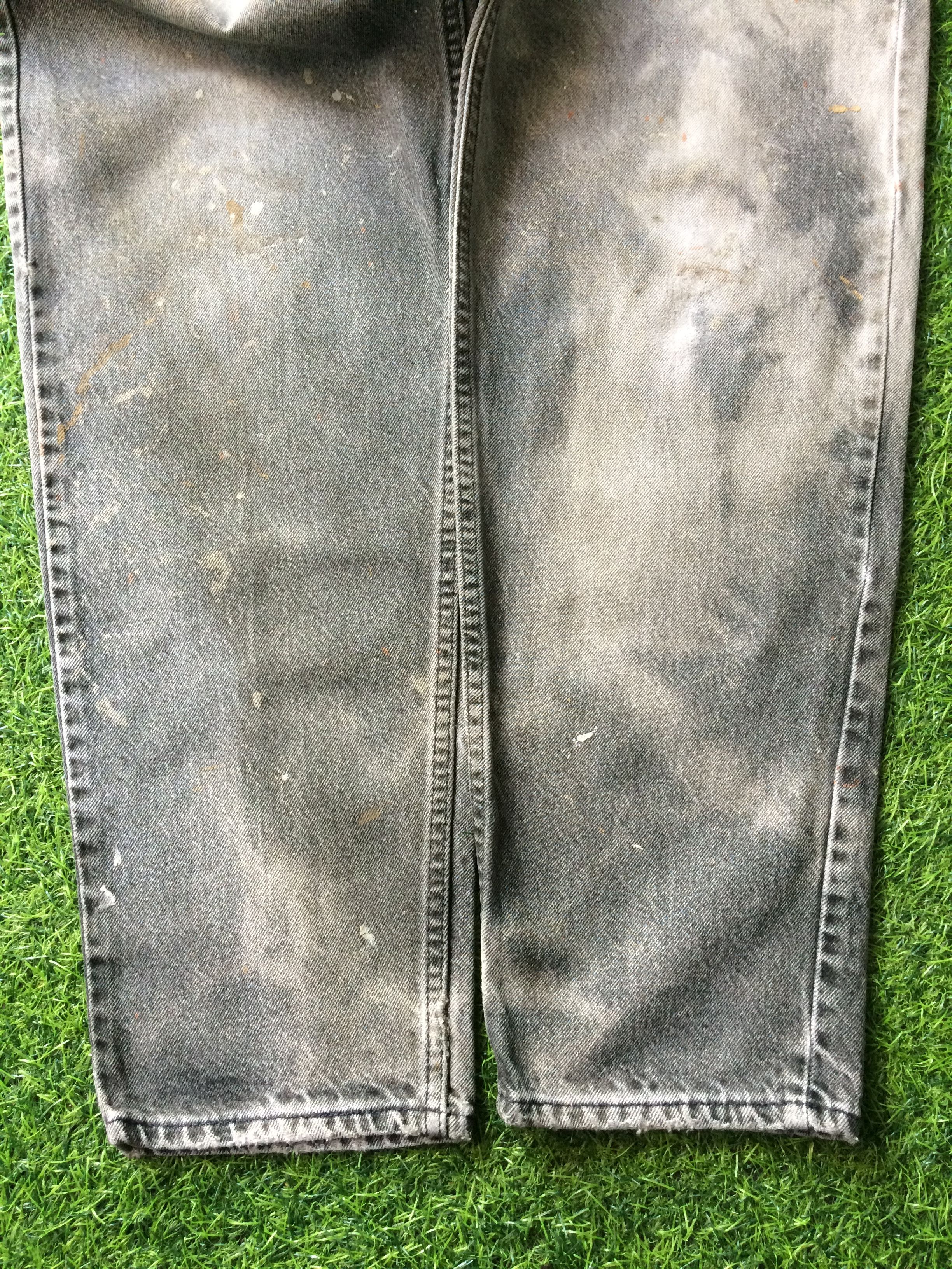 Levi's Distressed Levis 550 Faded Dirty Black Wash Jeans #B-898 Size US 35 - 6 Thumbnail