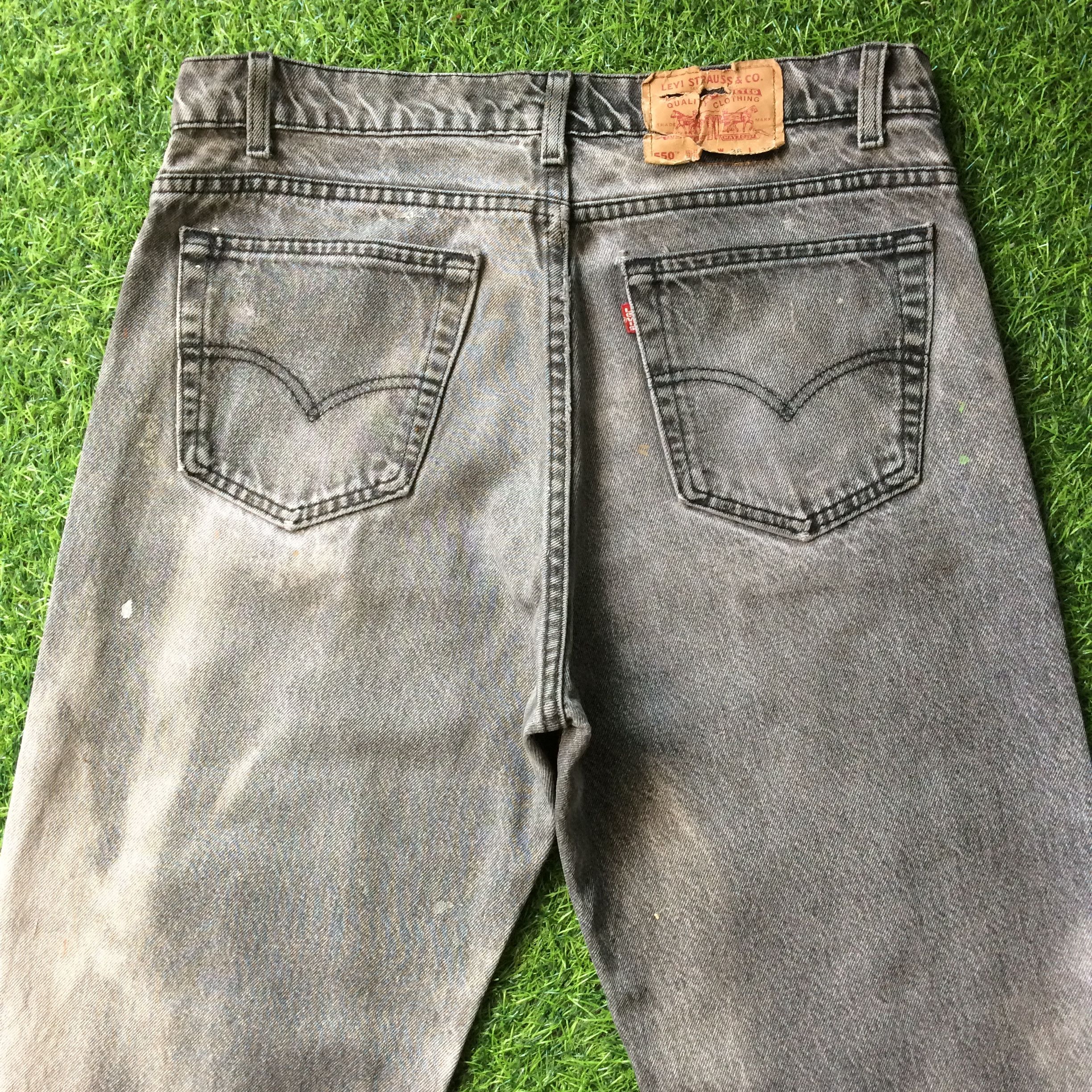 Levi's Distressed Levis 550 Faded Dirty Black Wash Jeans #B-898 Size US 35 - 4 Thumbnail