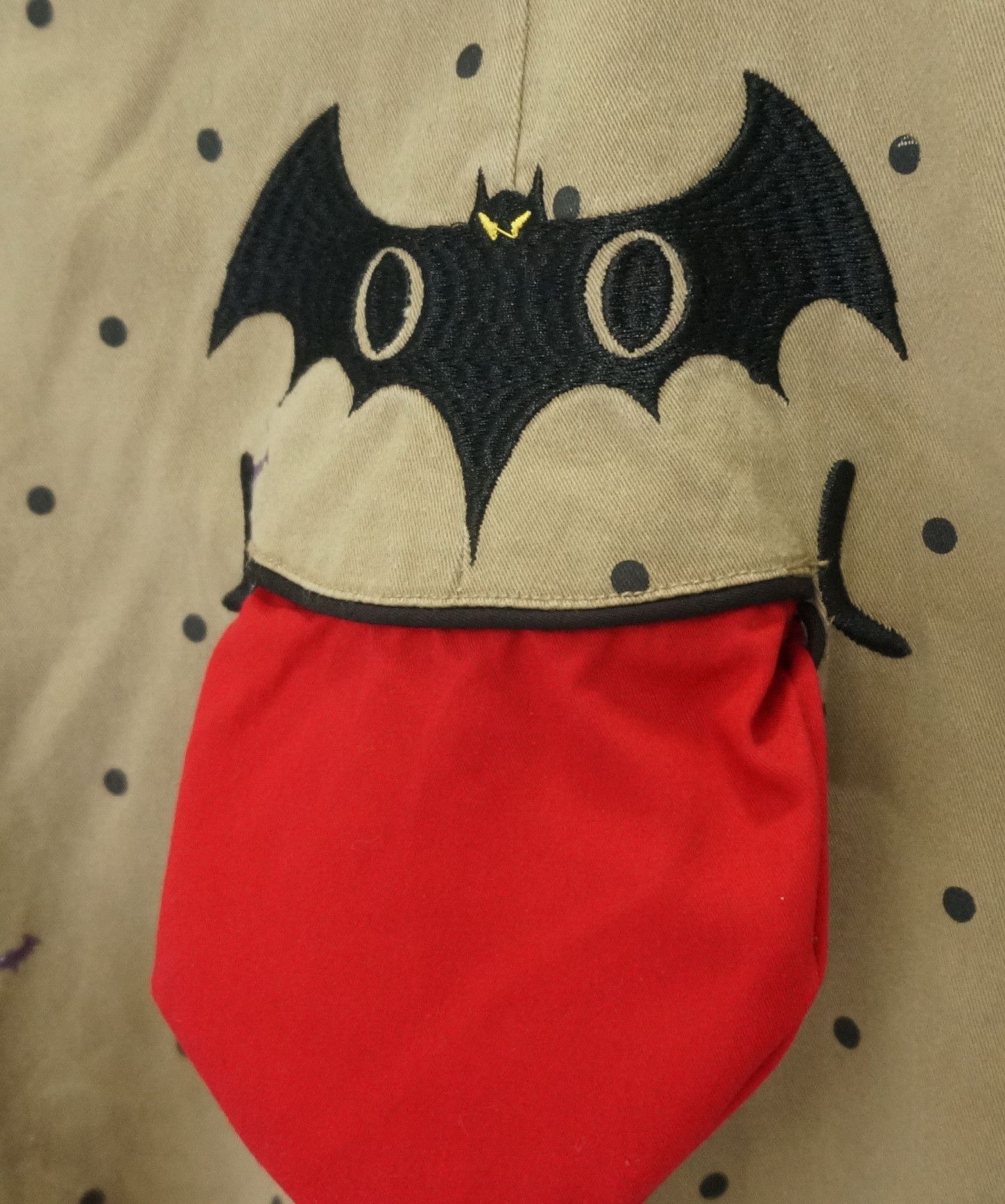 Japanese Brand Rare Vintage Japan UPSMILE Batman Shorts Size US 35 - 11 Thumbnail