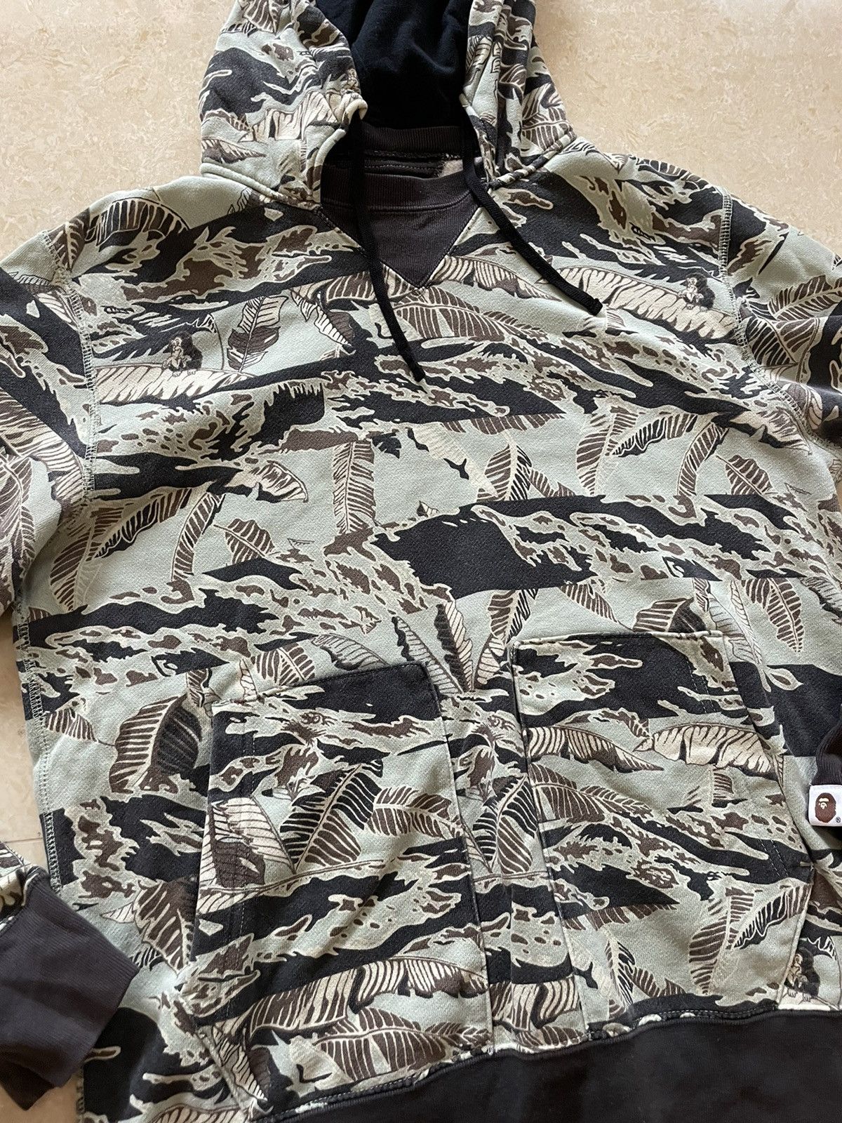 Bape Bape leaf Camo hoodie M Size US M / EU 48-50 / 2 - 2 Thumbnail