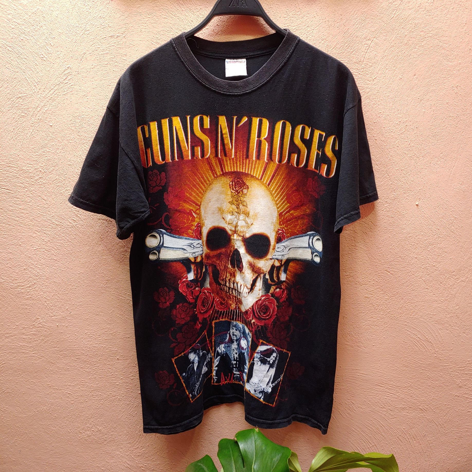 GUNS N' ROSES Guns N' Roses Band T-shirt Band Tee Men's M size cotton black type Vintage Second Hand
