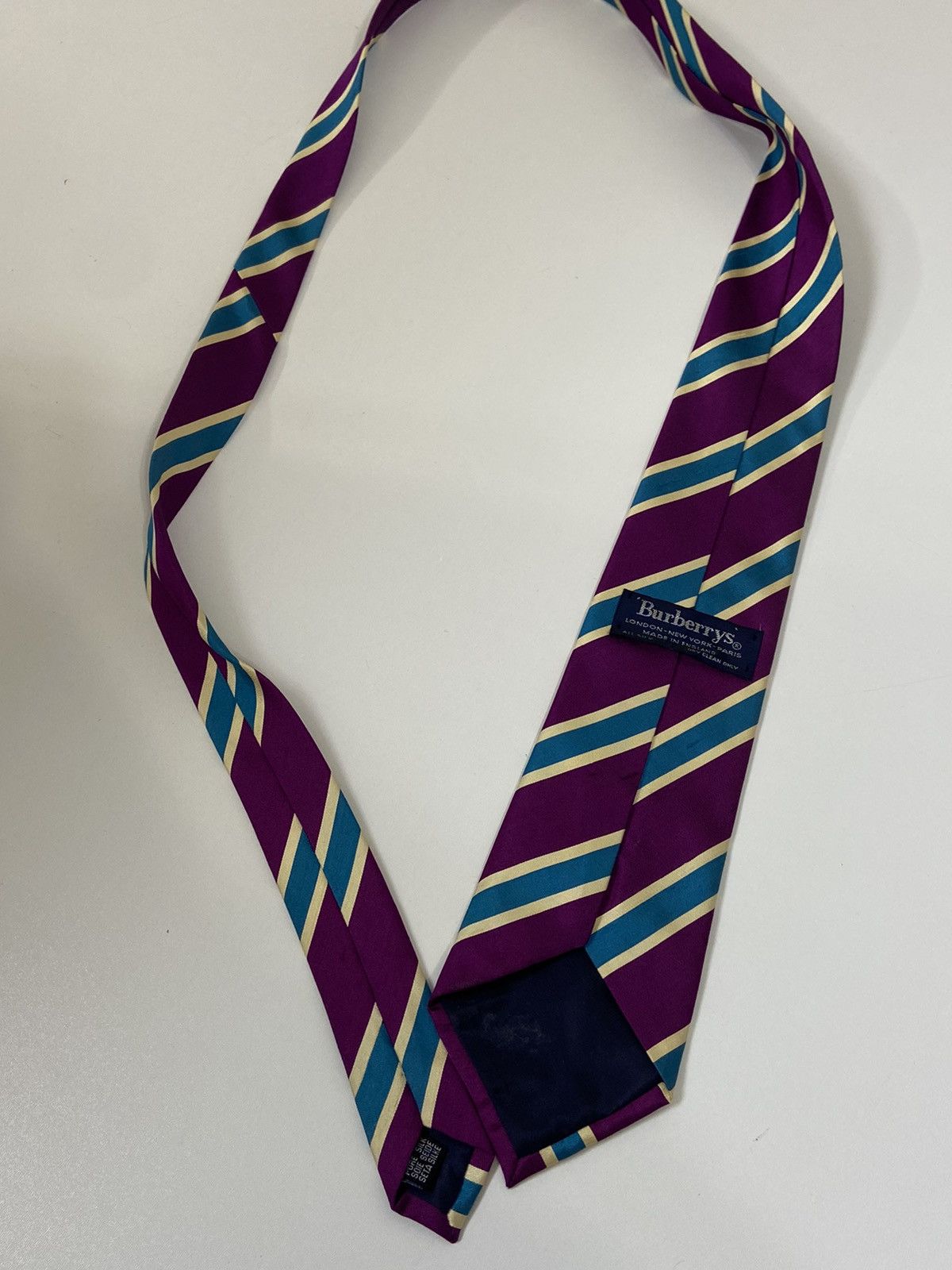 Burberry × Vintage Burberrys Tie vintage Size ONE SIZE - 15 Thumbnail