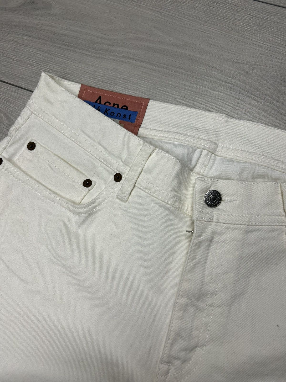 Acne Studios Acne Studios North White Denim Jeans 32/32 Size US 32 / EU 48 - 6 Thumbnail