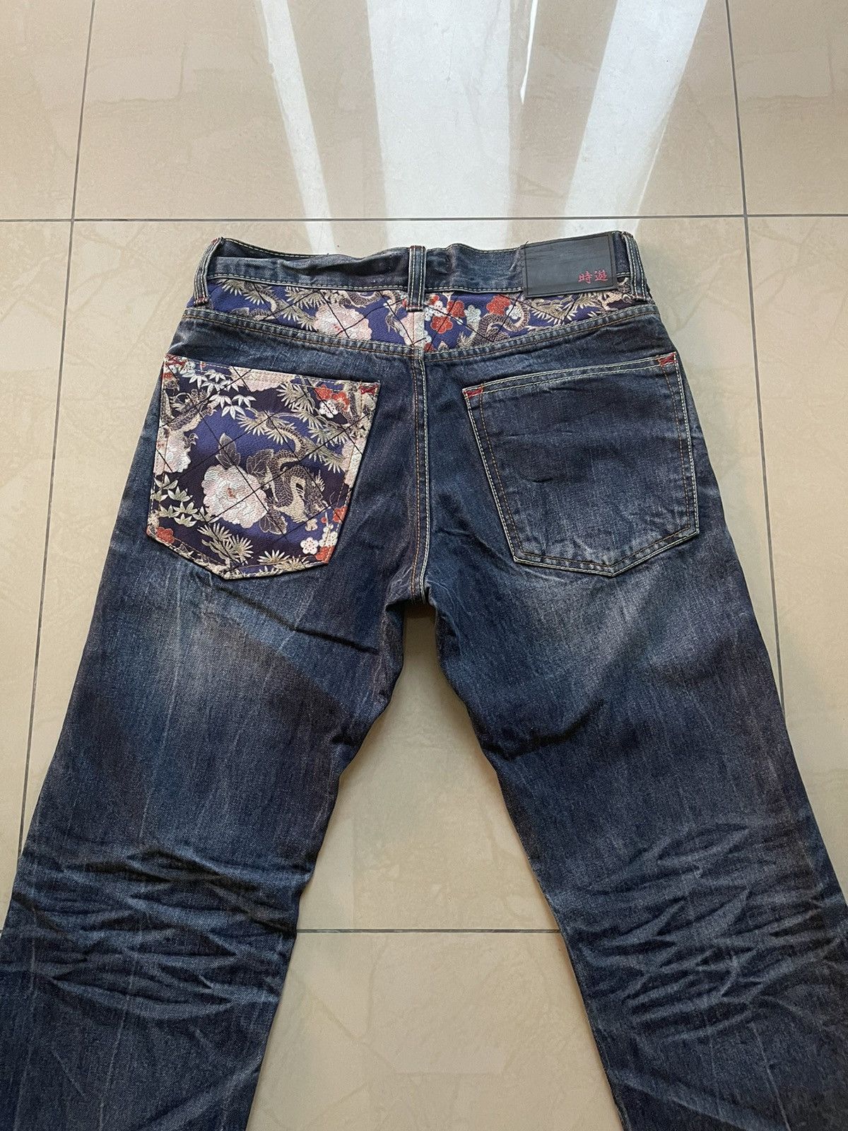 Japanese Brand JIN KNIGHT JAPAN SCRIPT SAKURA DESIGN DENIM JEANS KARAKURI Size US 30 / EU 46 - 3 Thumbnail