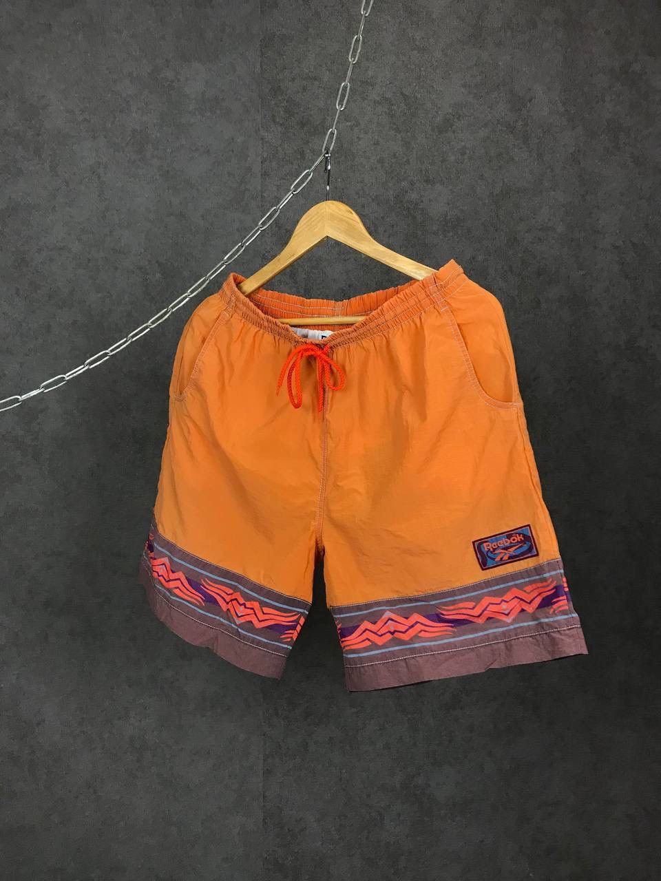 Reebok Reebok vintage streetwear crazy shorts Size US 32 / EU 48 - 1 Thumbnail