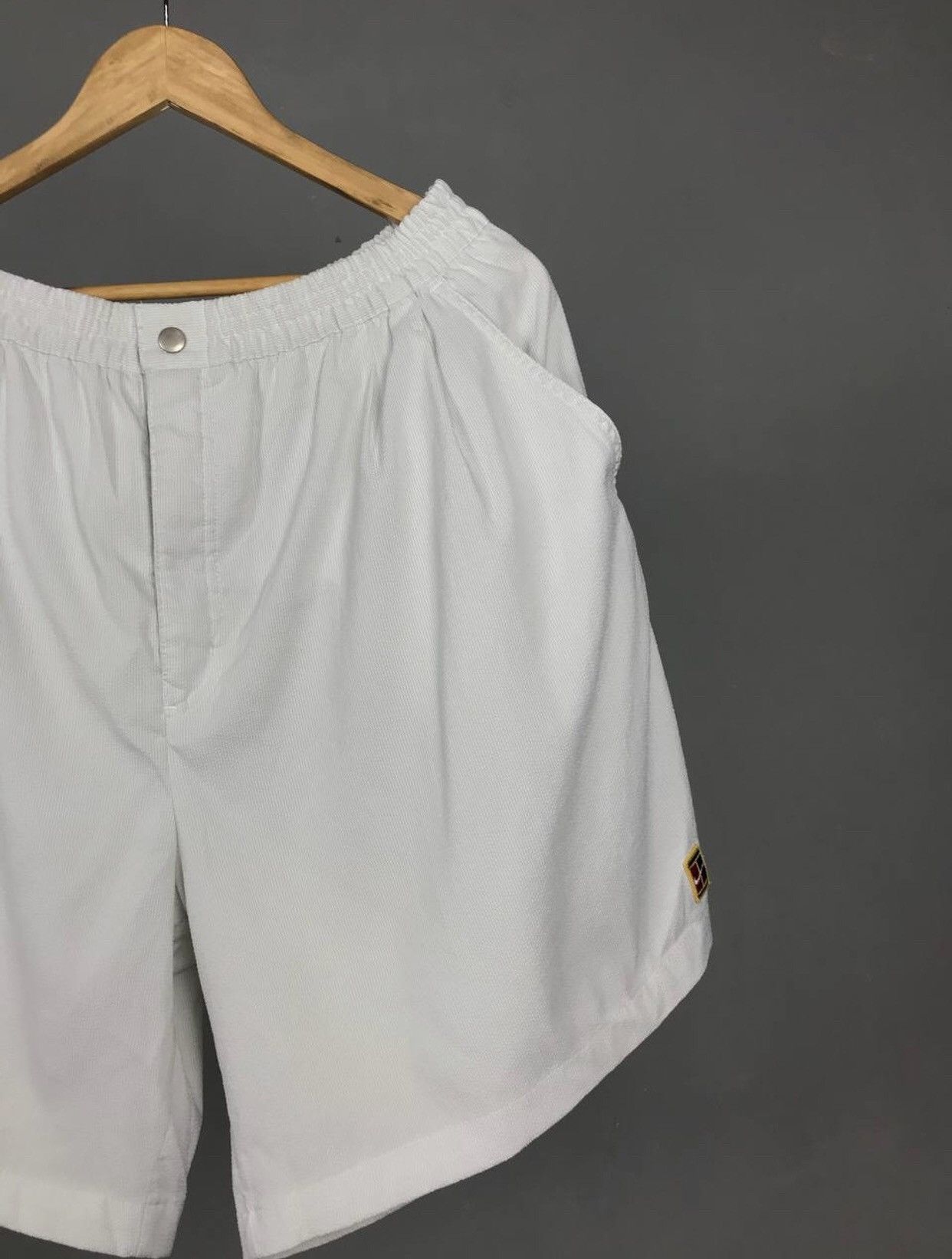 Nike Nike Court vintage swoosh streetwear shorts Size US 36 / EU 52 - 2 Thumbnail