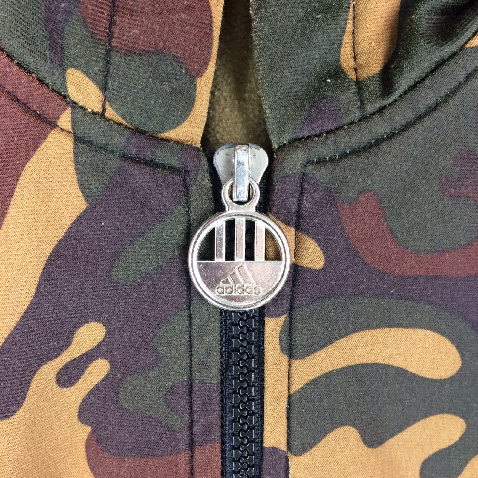 Adidas Camo Adidas Hoodie with big logo embroide Size US M / EU 48-50 / 2 - 5 Thumbnail