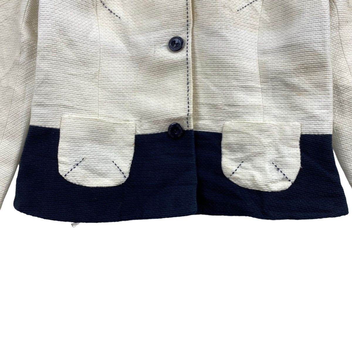 Courreges Vintage COURREGES French Brand Button Up Crop Top Jacket Size XS / US 0-2 / IT 36-38 - 3 Thumbnail