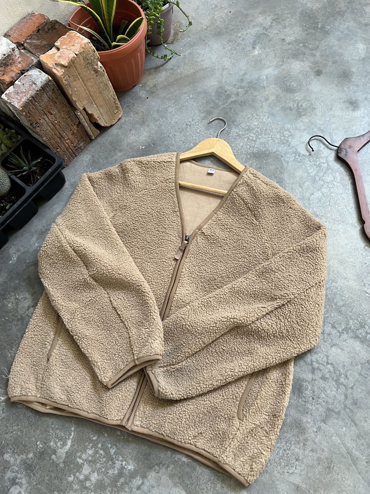 Japanese Brand × Uniqlo VTG 🔥 Uniqlo Deep Pile Fleece Sherpa Zipper Up Warm Cardigan Size US L / EU 52-54 / 3 - 4 Thumbnail