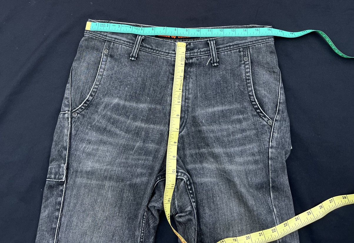 20471120 VTG Mixed-Up Confusion Fade Black Denim Patchwork Crop Jeans Size US 32 / EU 48 - 2 Thumbnail