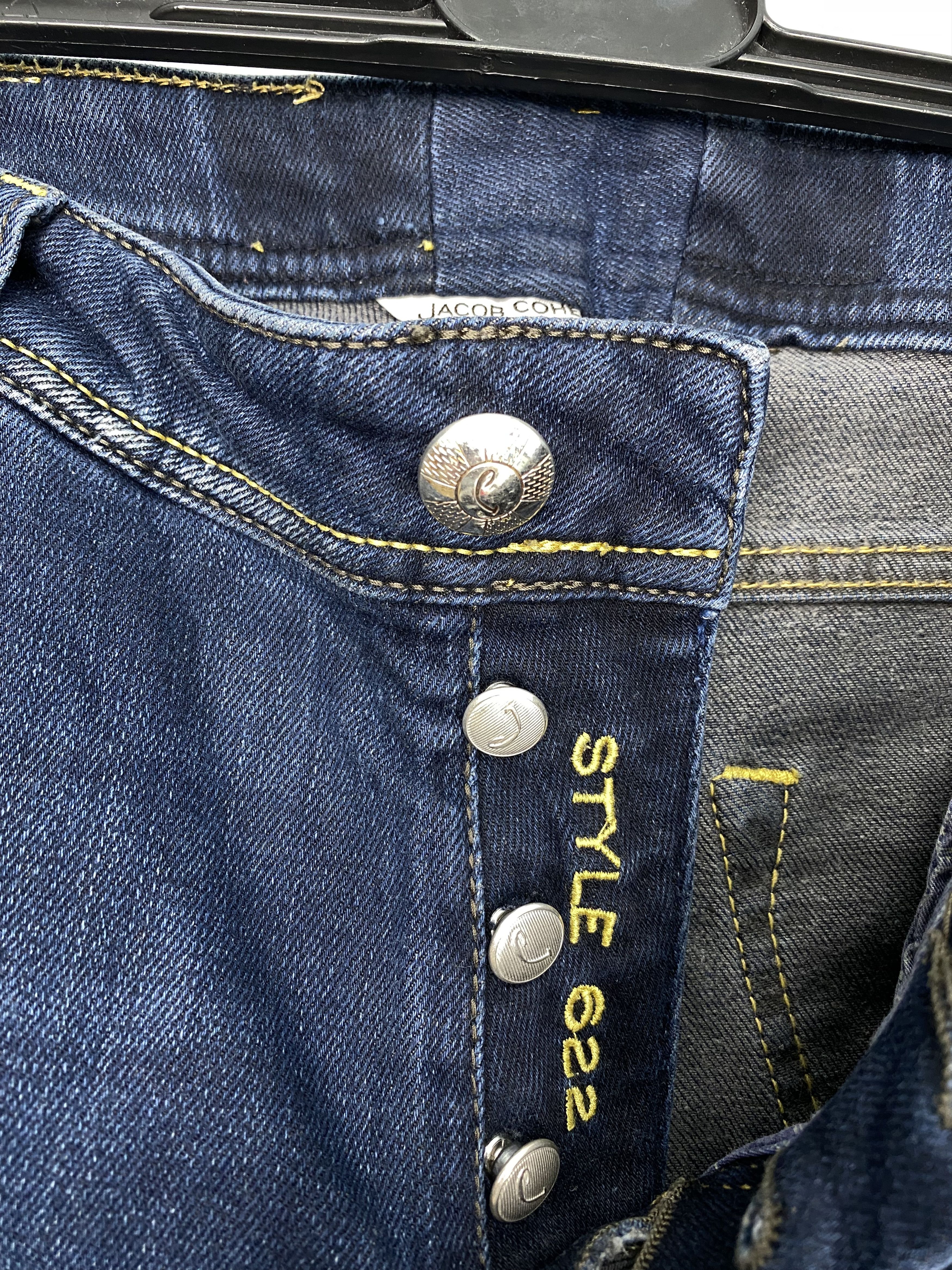 Jacob Cohen Jacob Cohen 622 Made in Italy Luxury Denim Jeans Size US 36 / EU 52 - 12 Thumbnail