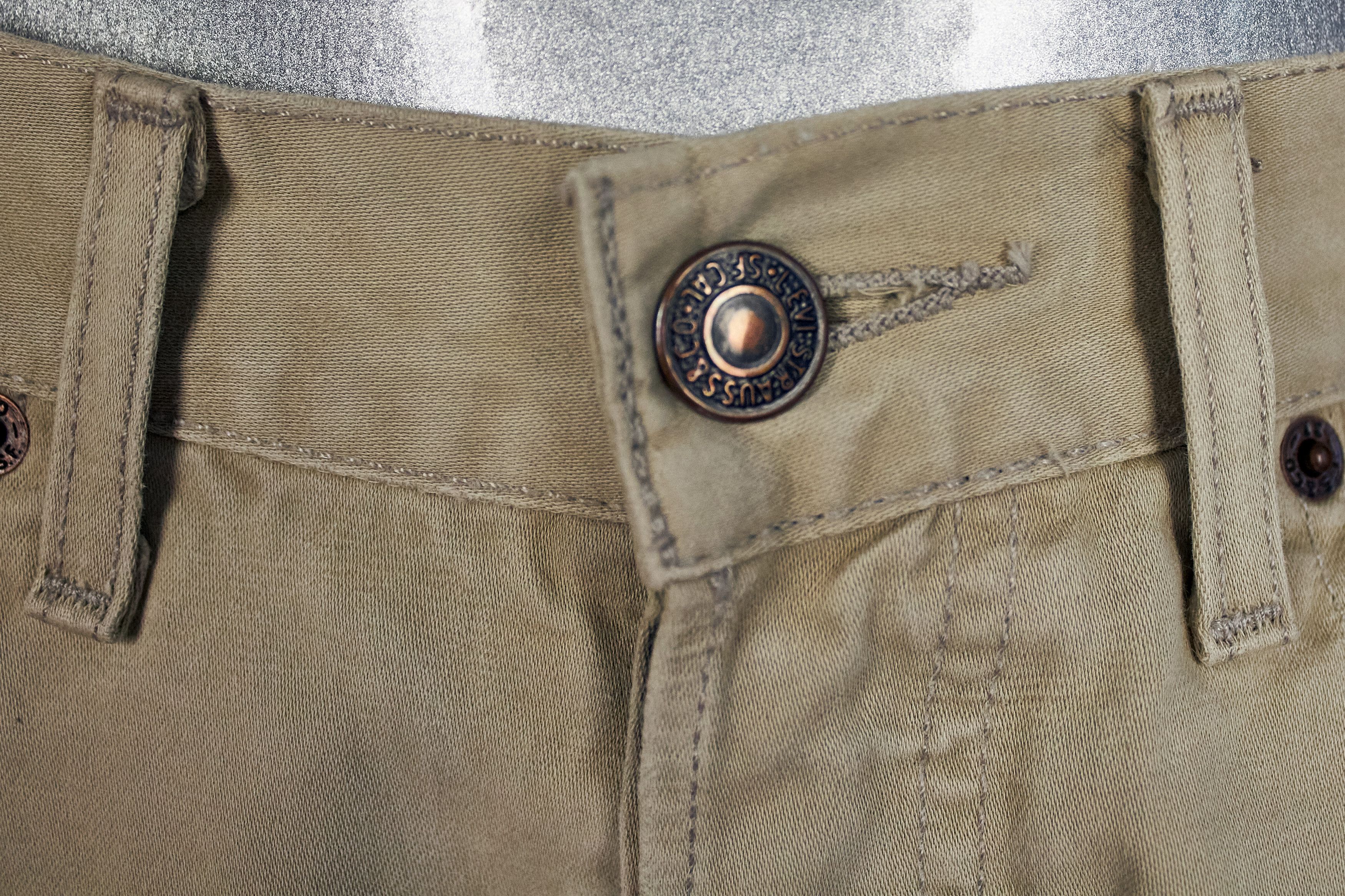 Levi's Vintage Levi's Men's Beige Jeans, Casual Pants Y2K Size US 34 / EU 50 - 8 Thumbnail