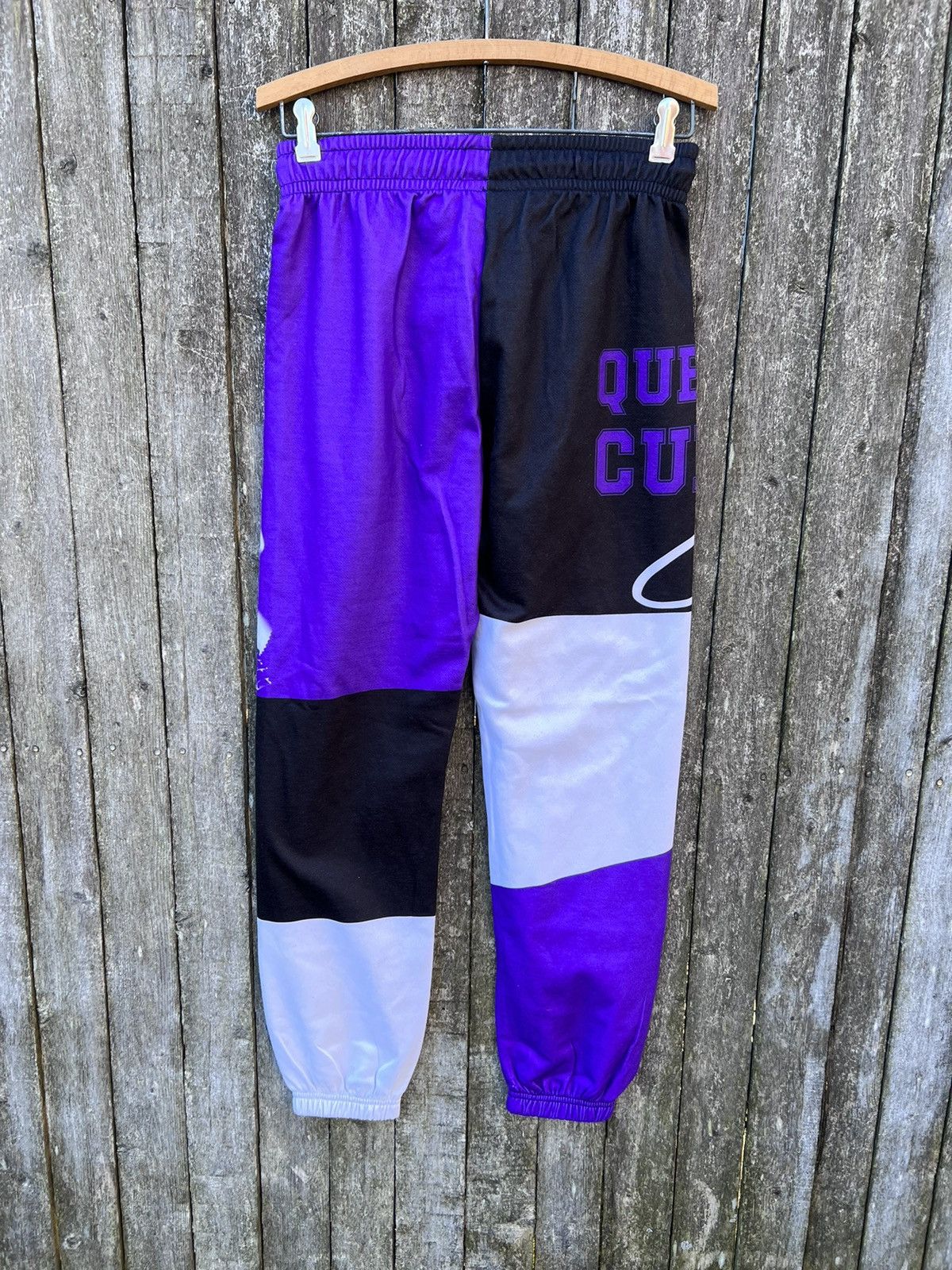 Band Tees Official Selena “Queen Of Cumbia”sweatpants joggers small Size 28" / US 6 / IT 42 - 6 Thumbnail