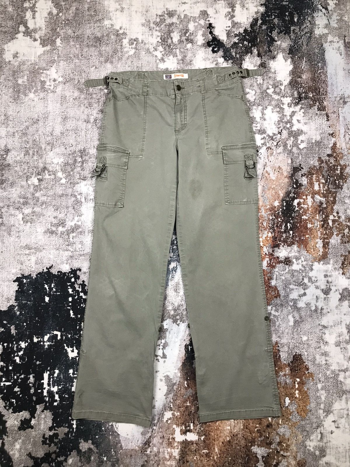 image of Avant Garde x Vintage Japanese Faded Glory Olive Green Loose Cargo Pants, Women's (Size 30)