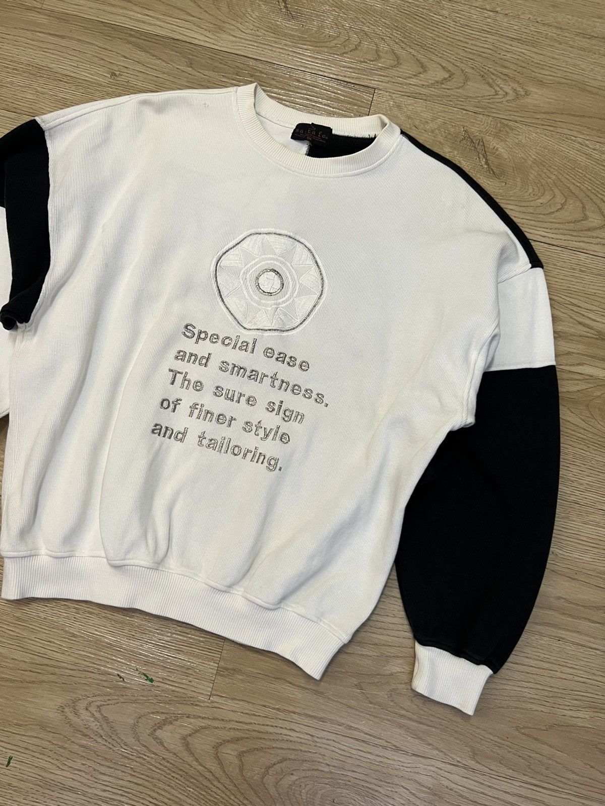 Japanese Brand Vintage Santafe Embroidery Sweatshirt Size US L / EU 52-54 / 3 - 4 Thumbnail