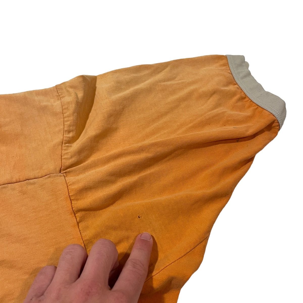 Vintage 70s Peach Faded Distressed Football Shirt Gusseted Size US XS / EU 42 / 0 - 4 Thumbnail