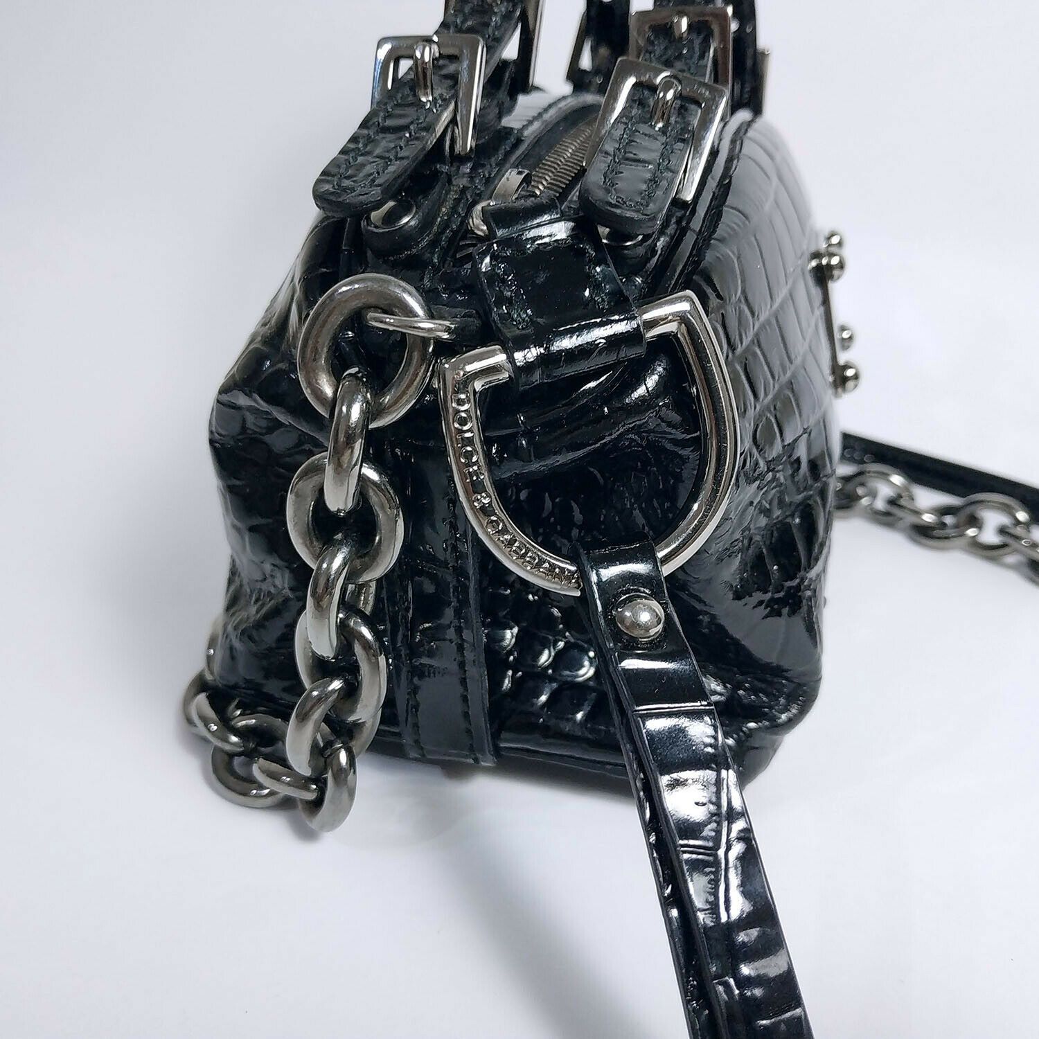 Dolce & Gabbana croc-embossed patent leather handbag w/ chain Size ONE SIZE - 1 Thumbnail