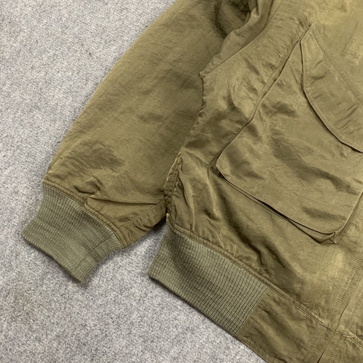 Japanese Brand × Vintage Vintage Army Olive Green Flight Bomber Jacket Size US M / EU 48-50 / 2 - 4 Thumbnail