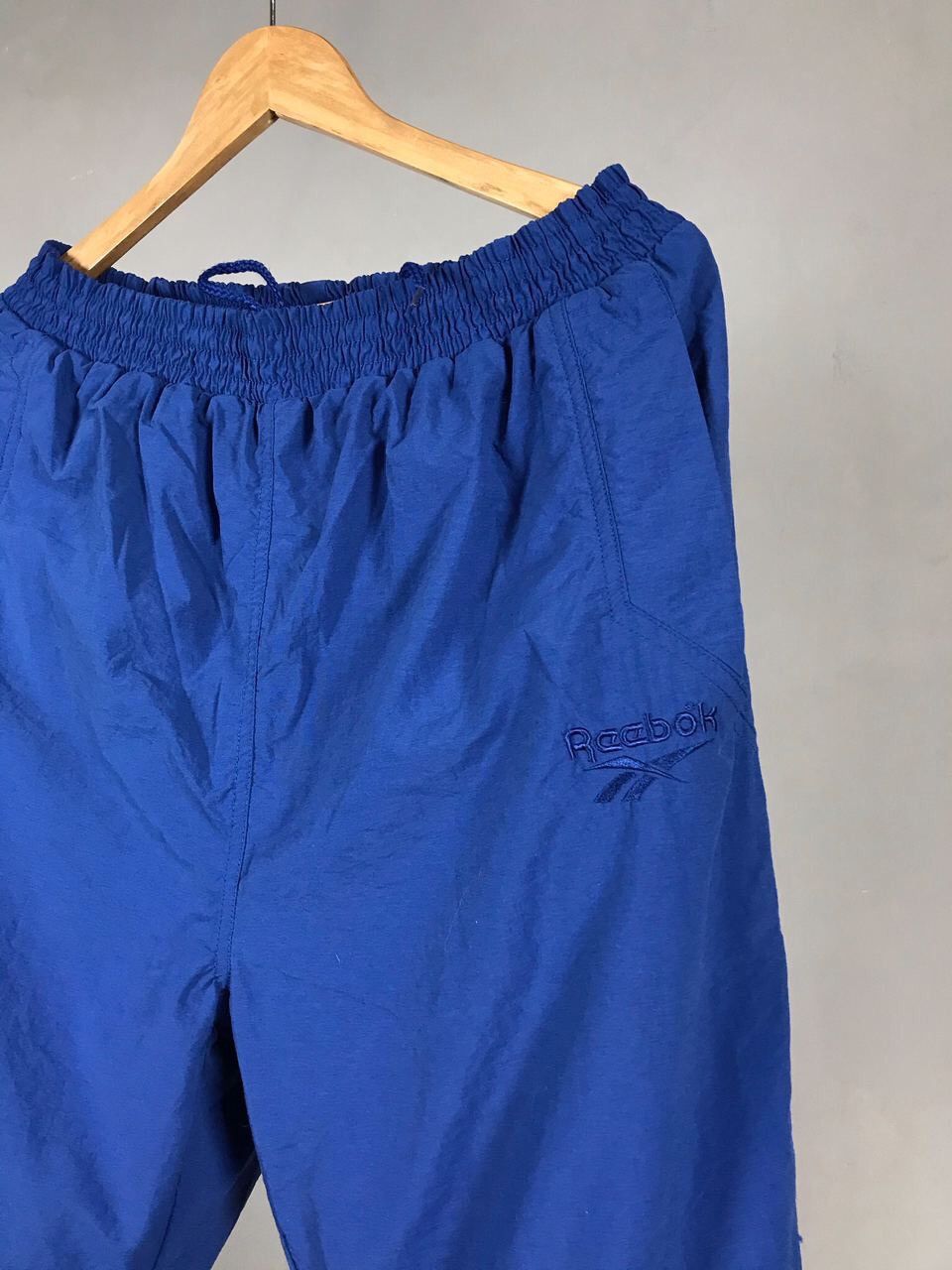 Reebok Reebok Vintage Sportwear Sweatpants Size US 34 / EU 50 - 2 Thumbnail
