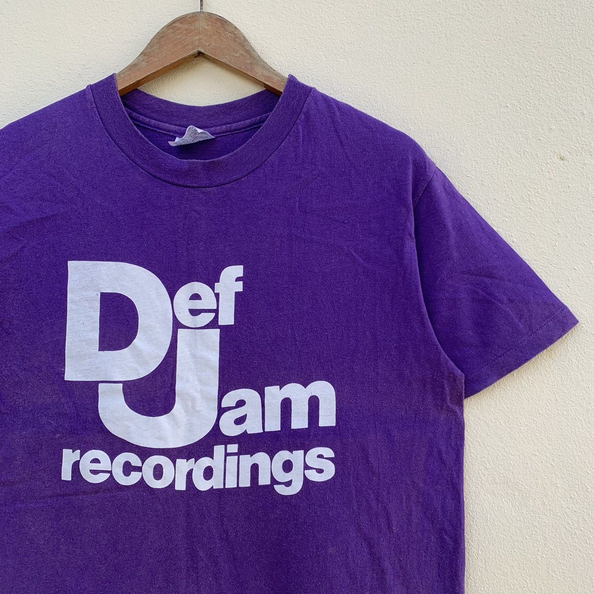 Rap Tees Vintage DEF JAM RECORDINGS HIP HOP LABEL PURPLE T-shirt Size US L / EU 52-54 / 3 - 3 Thumbnail