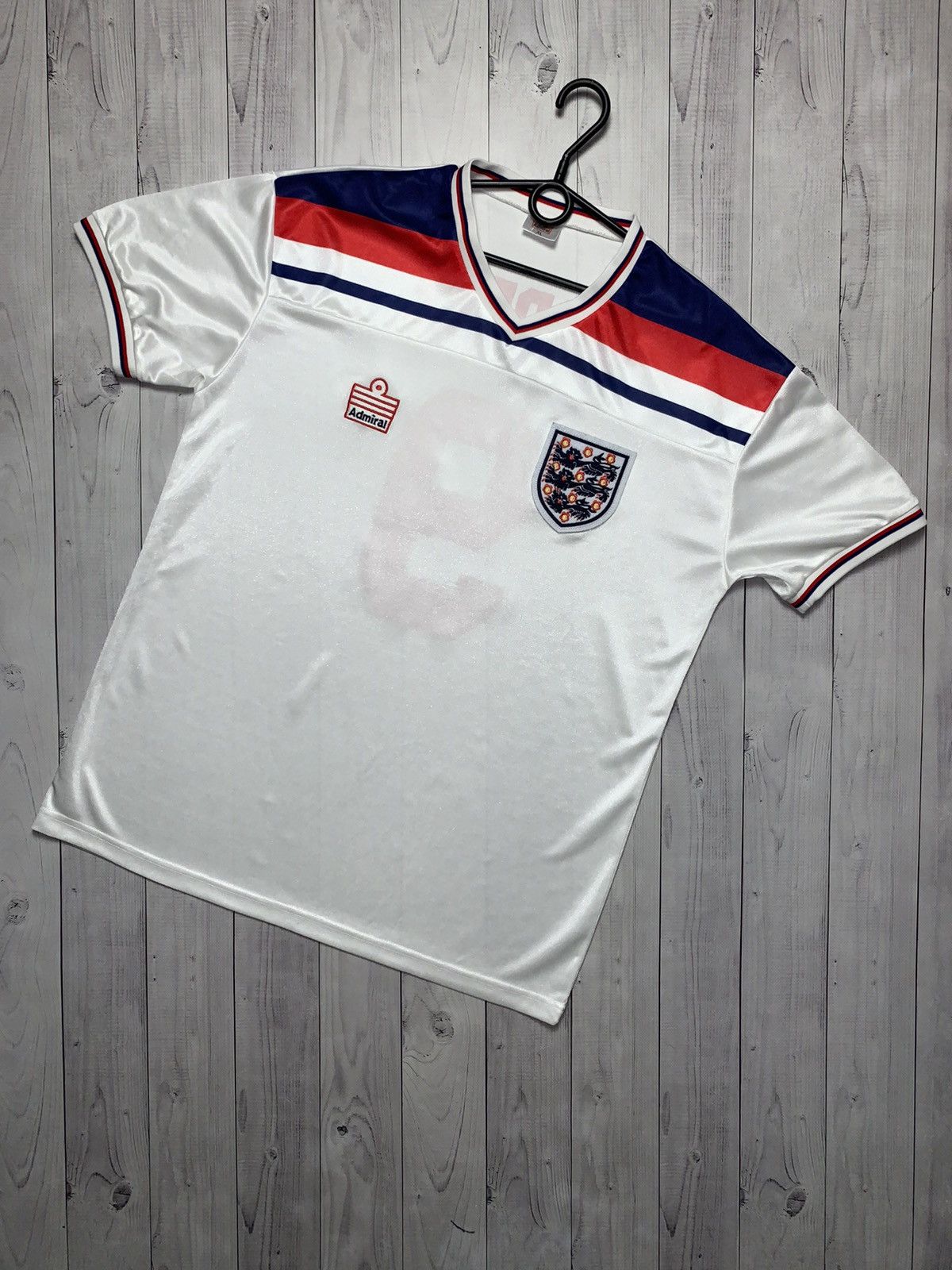 Vintage Vintage soccer jersey England Hoddle 9 admiral Size US XL / EU 56 / 4 - 2 Thumbnail