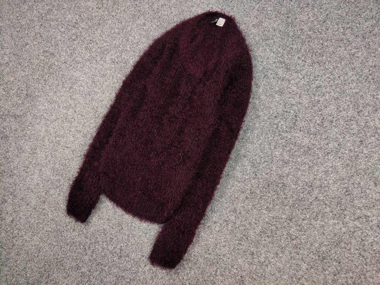 Japanese Brand Vintage Japanese Mohair Style Fuzzy Crewneck Sweater Size S / US 4 / IT 40 - 3 Thumbnail