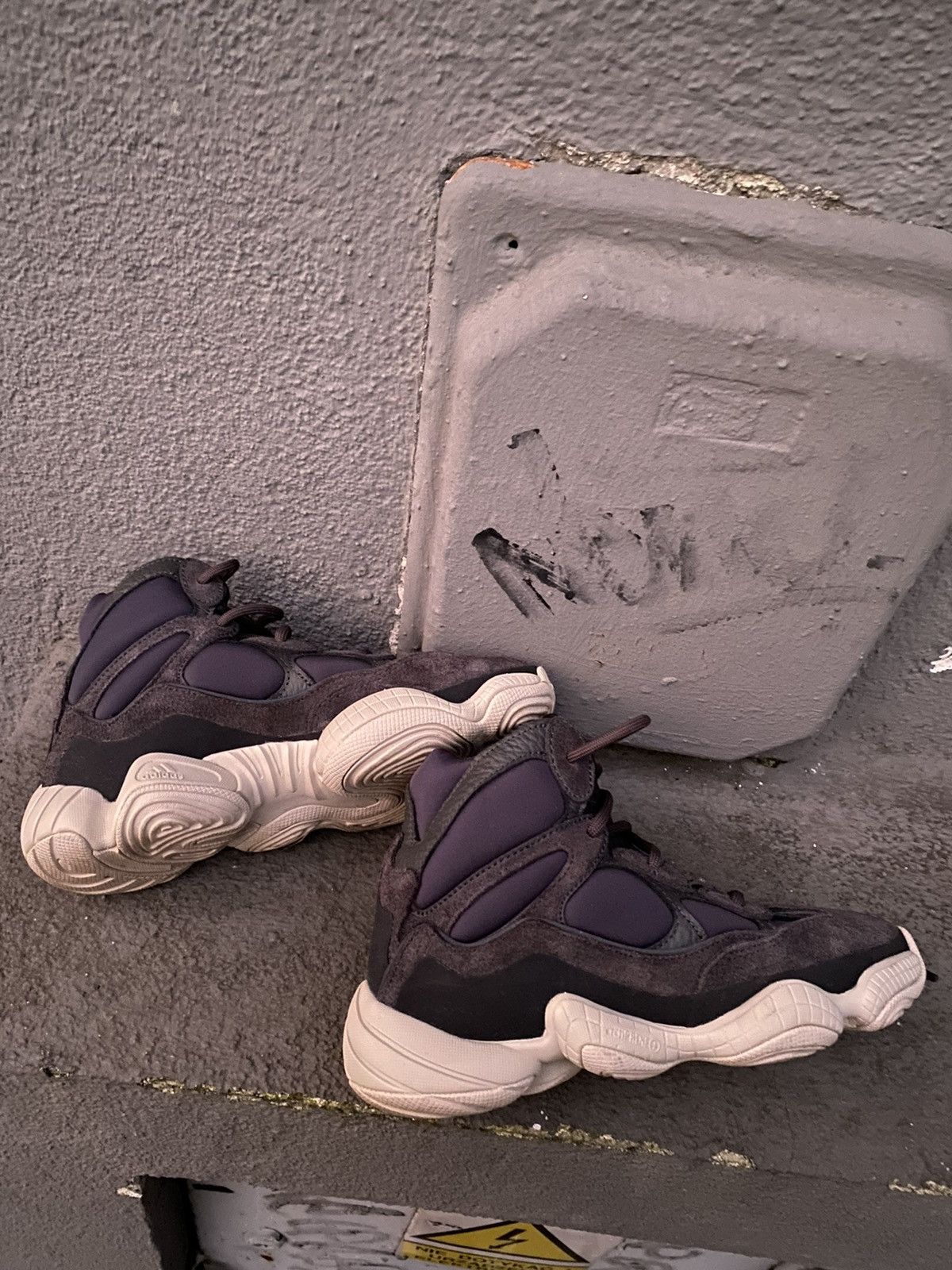 Adidas Adidas Yeezy 500 High ‘Slate’ Boot Sneakers Size US 6 / IT 36 - 2 Thumbnail