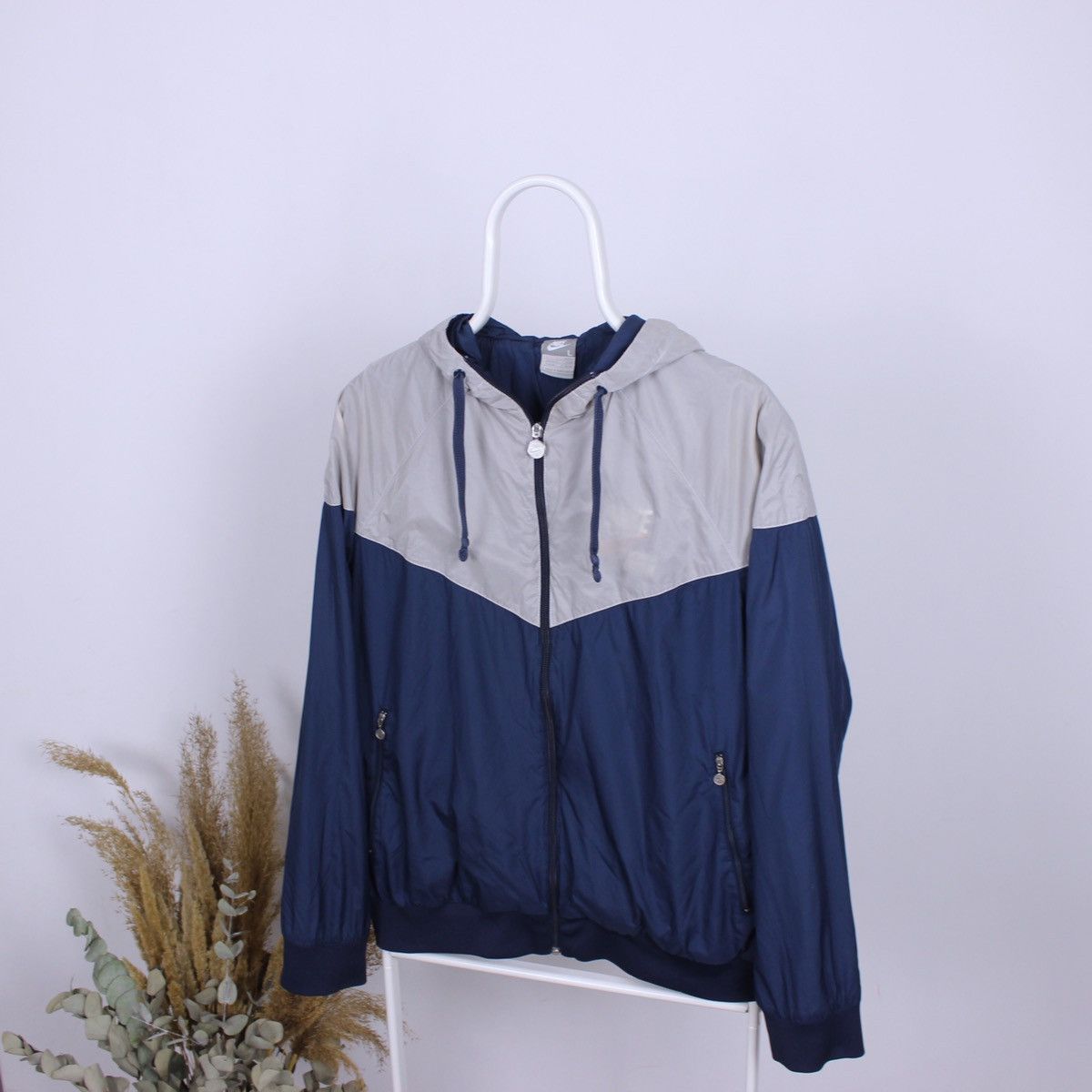 Nike Vintage Nike Track Top Jacket Windbreaker Size US L / EU 52-54 / 3 - 2 Thumbnail