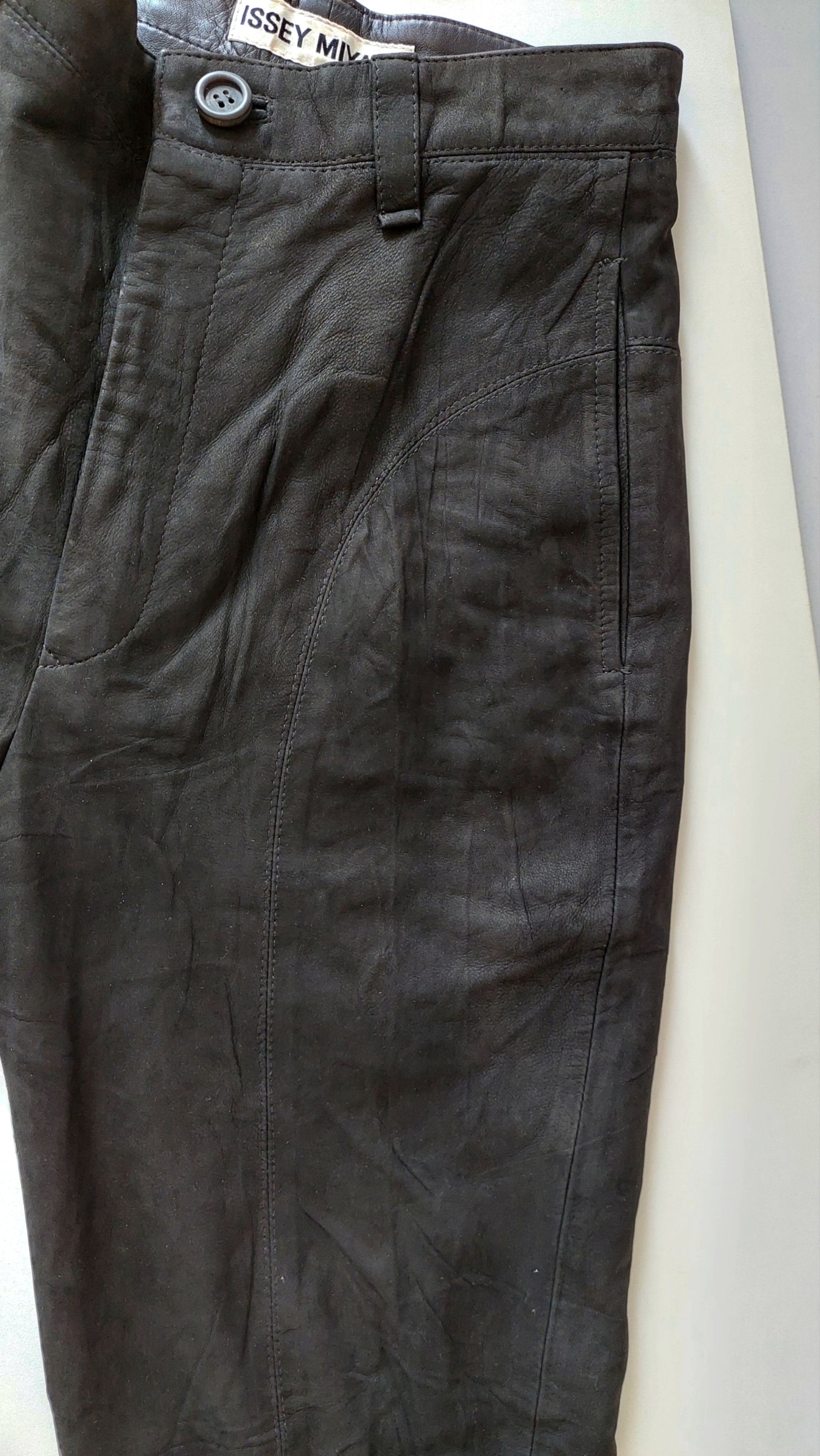Issey Miyake × Japanese Brand Issey Miyake Thin Leather Pants Size US 31 - 8 Thumbnail
