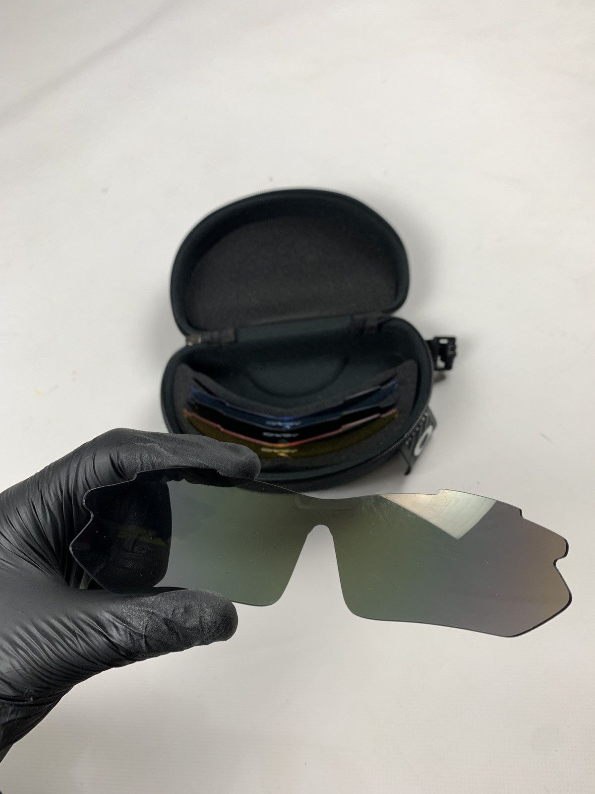 Oakley Vintage Oakley Case With Lenses For Sunglasses Size ONE SIZE - 6 Thumbnail