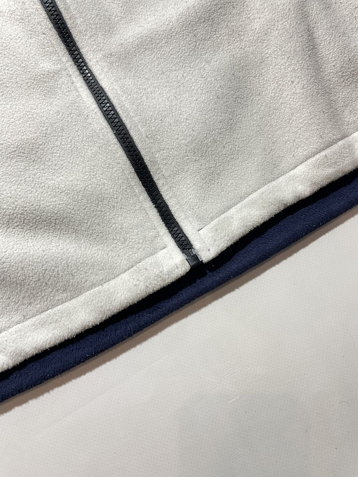 Burberry Vintage Women’s Burberry Fleece Zip Hoodie Size XL / US 12-14 / IT 48-50 - 10 Thumbnail