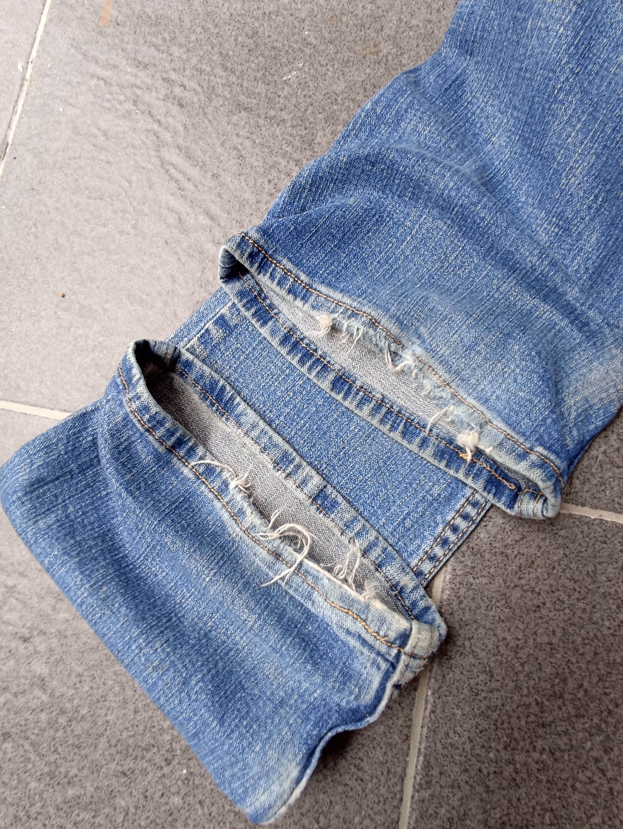 Jean × Levi's × Vintage Vintage Levis 518 Superlow Fit Blue Wash Jeans - J230 Size 29" - 7 Thumbnail