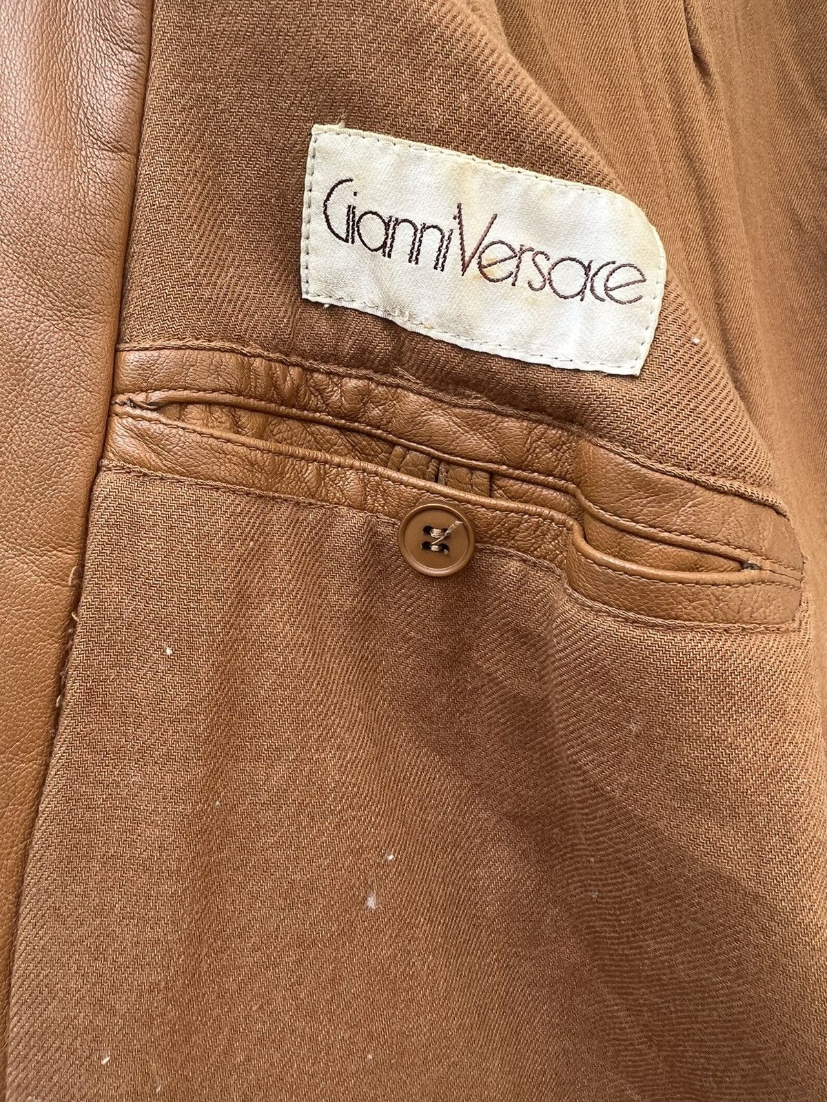 Versace × Vintage 90s Gianni Versace Trashed Patina Leather Coat Jacket Size US M / EU 48-50 / 2 - 22 Thumbnail