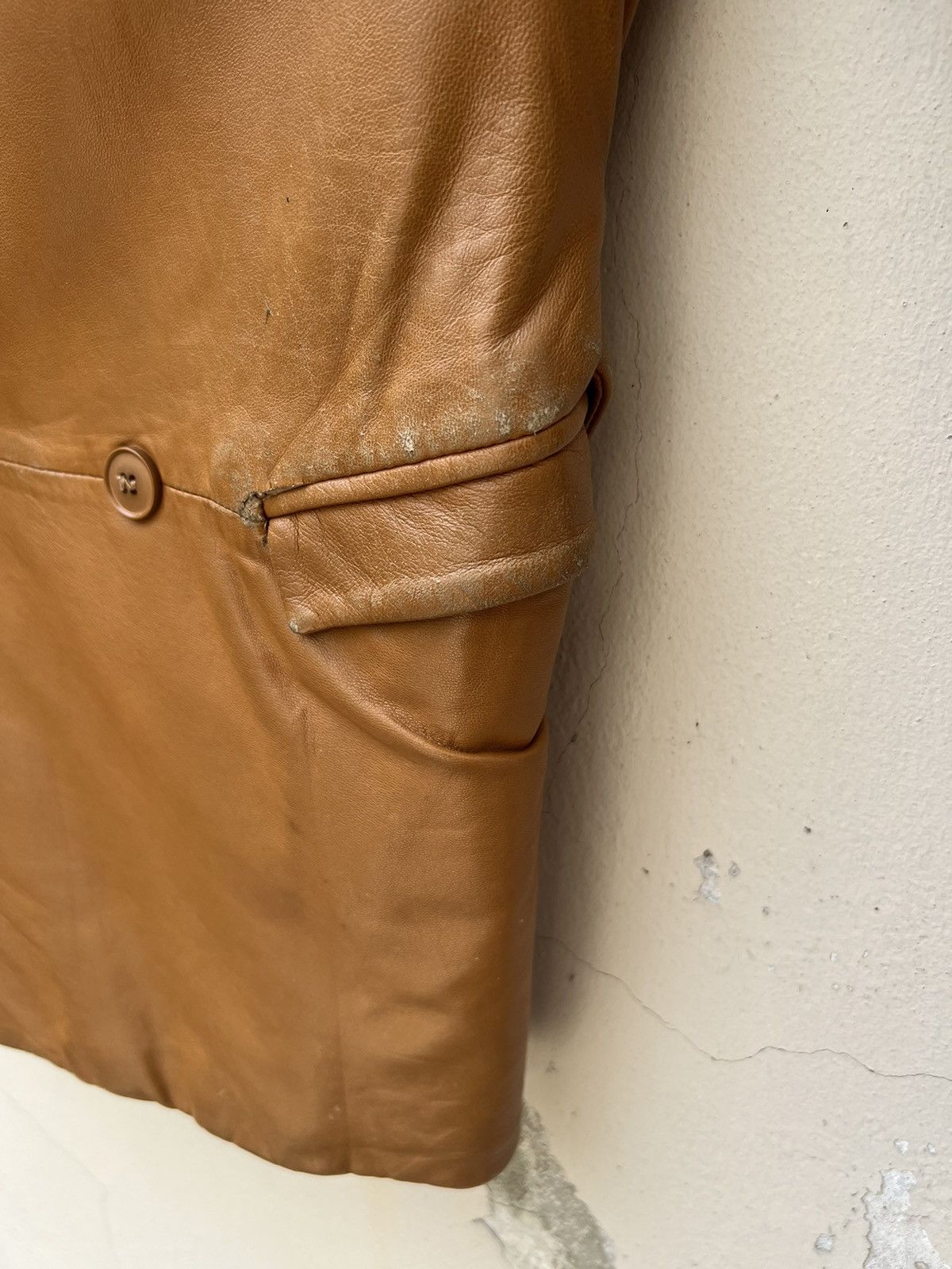 Versace × Vintage 90s Gianni Versace Trashed Patina Leather Coat Jacket Size US M / EU 48-50 / 2 - 12 Thumbnail