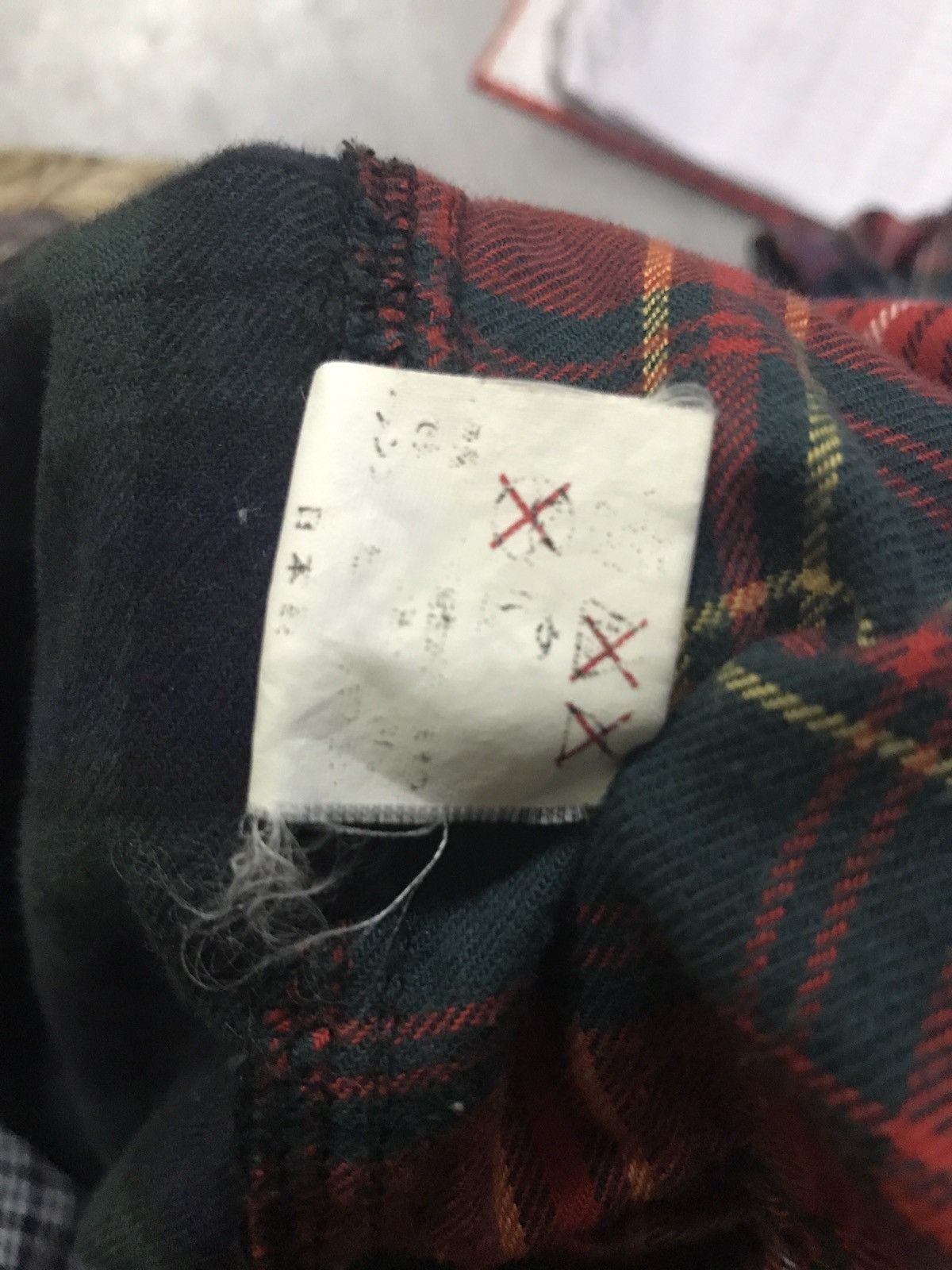 Japanese Brand Japanese Brand Tribal Graphic NEEDLE Size US M / EU 48-50 / 2 - 9 Thumbnail
