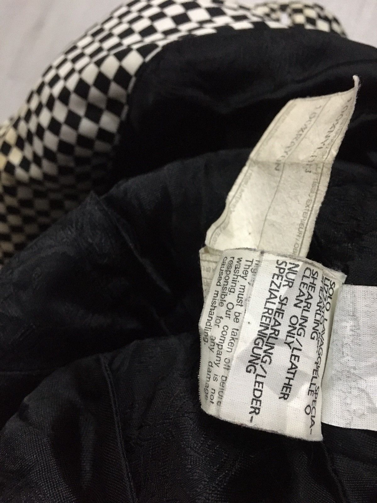 Gianni Valentino × Versace GIANNI VERSACE NEED TO REPLACE BUTTON Size US M / EU 48-50 / 2 - 9 Thumbnail