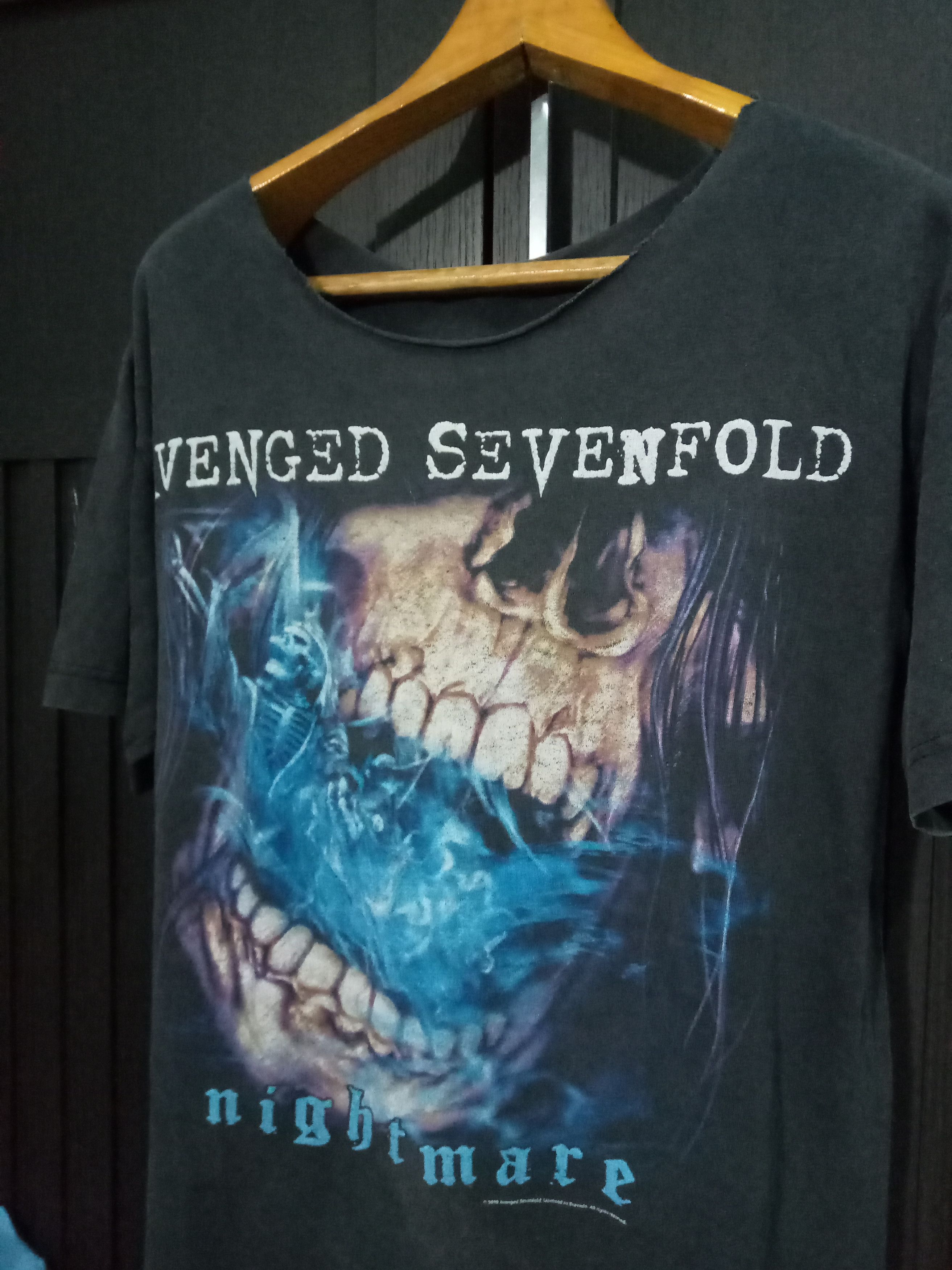 Band Tees Avenge SevenFold Nightmare promo tee distressed Size US M / EU 48-50 / 2 - 2 Thumbnail