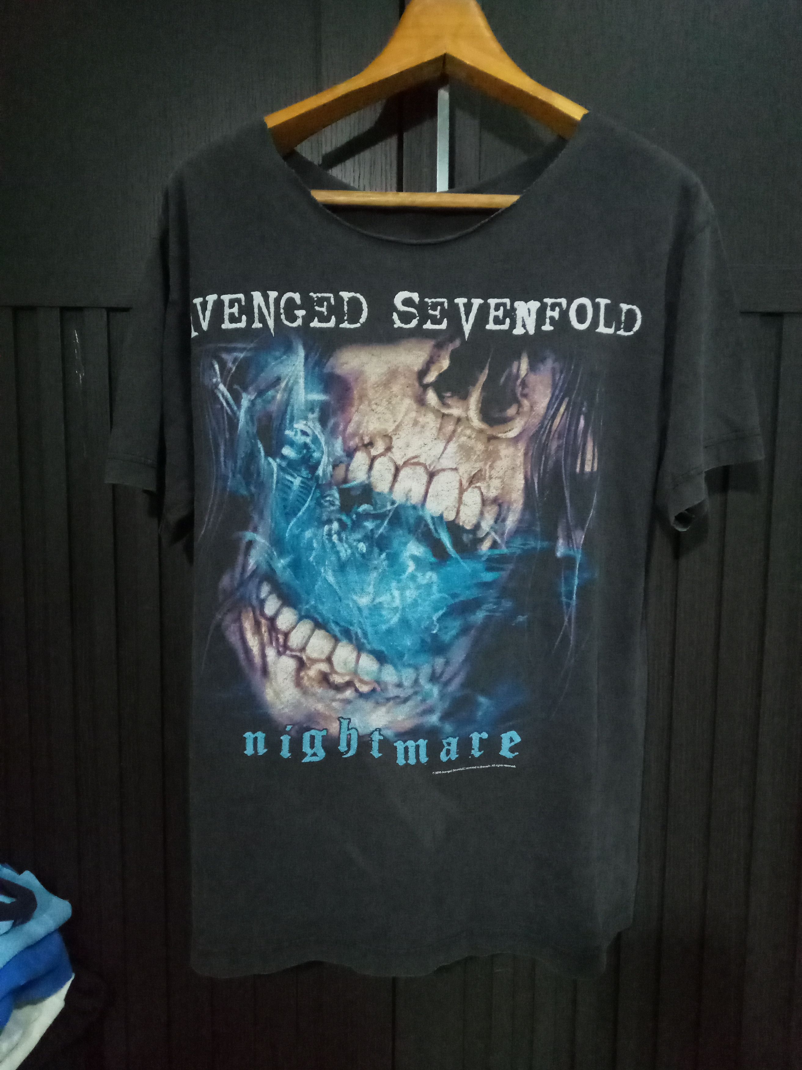 Band Tees Avenge SevenFold Nightmare promo tee distressed Size US M / EU 48-50 / 2 - 3 Thumbnail