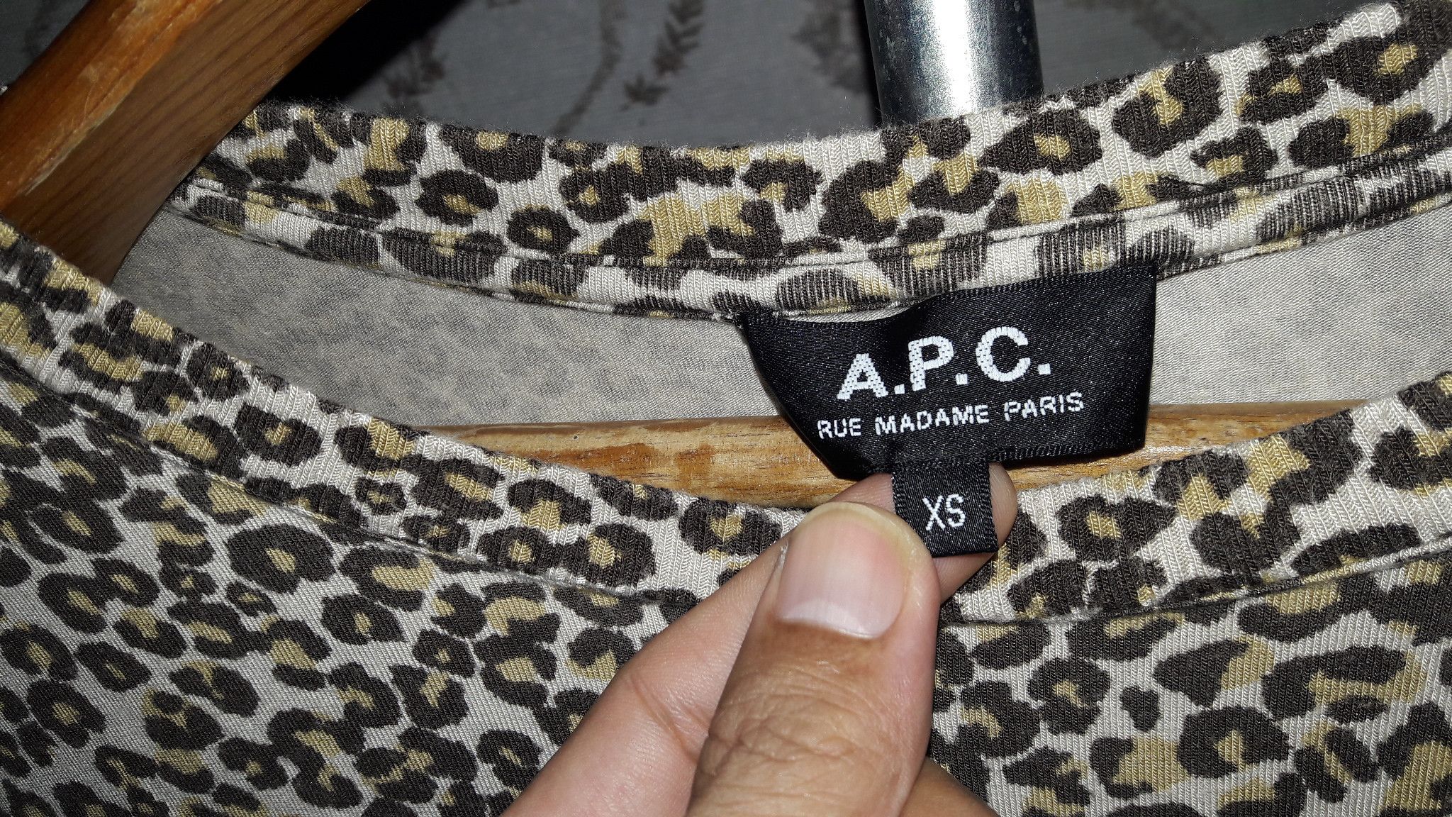 A.P.C. × Vintage Vintage APC Longsleeve Leopard animal Punk Fashion Size XS / US 0-2 / IT 36-38 - 2 Thumbnail