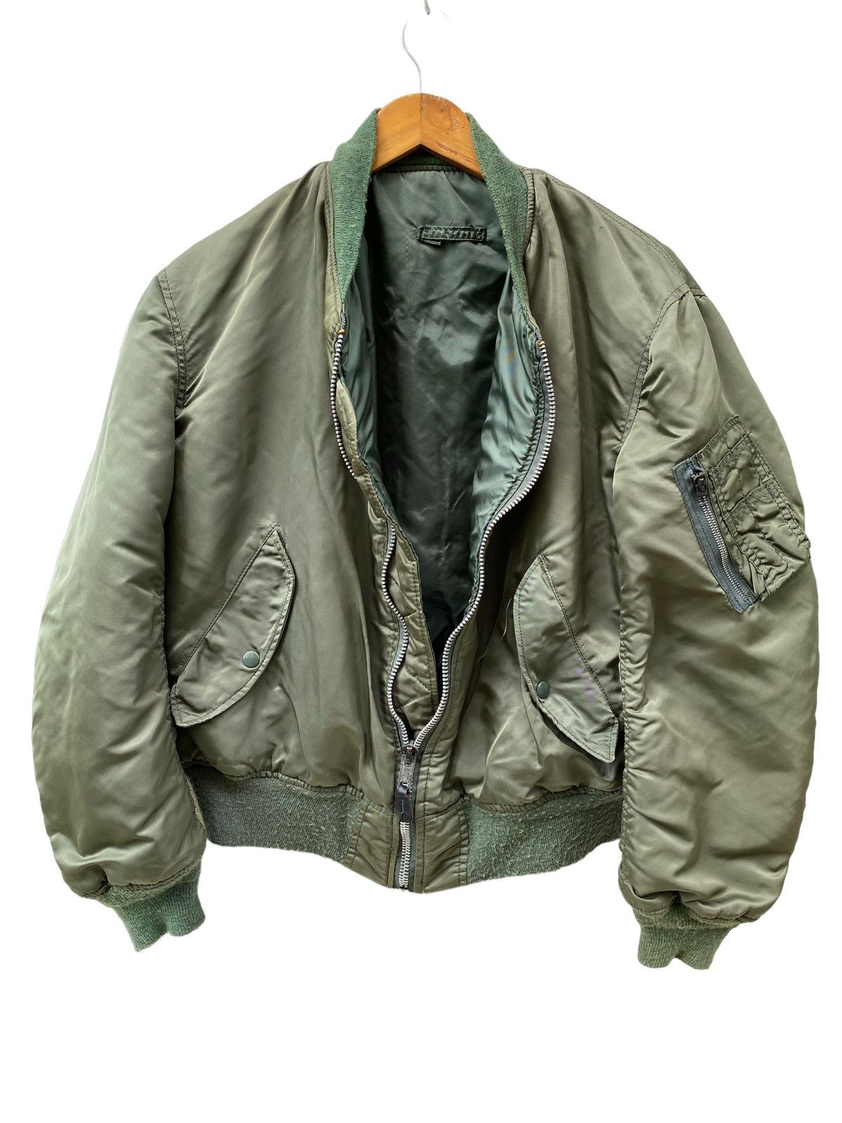Alpha Industries × Vintage Vintage U.S.A Alpha Military Bomber Jacket nice designer Size US L / EU 52-54 / 3 - 3 Thumbnail