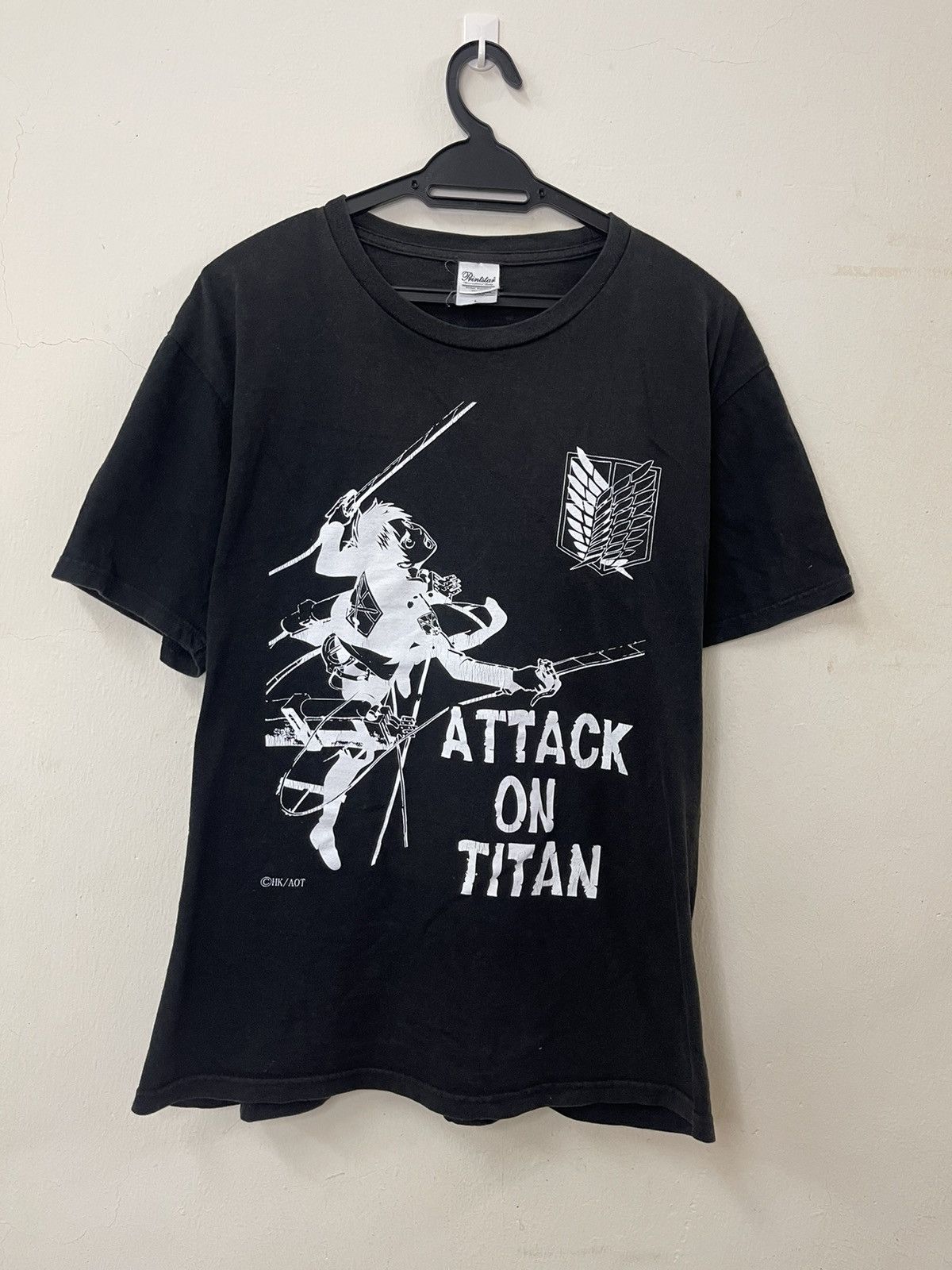 Anime × Japanese Brand × Vintage Vintage ATTACK ON TITAN Colossus Titan Japanese Tshirt Size US L / EU 52-54 / 3 - 5 Thumbnail