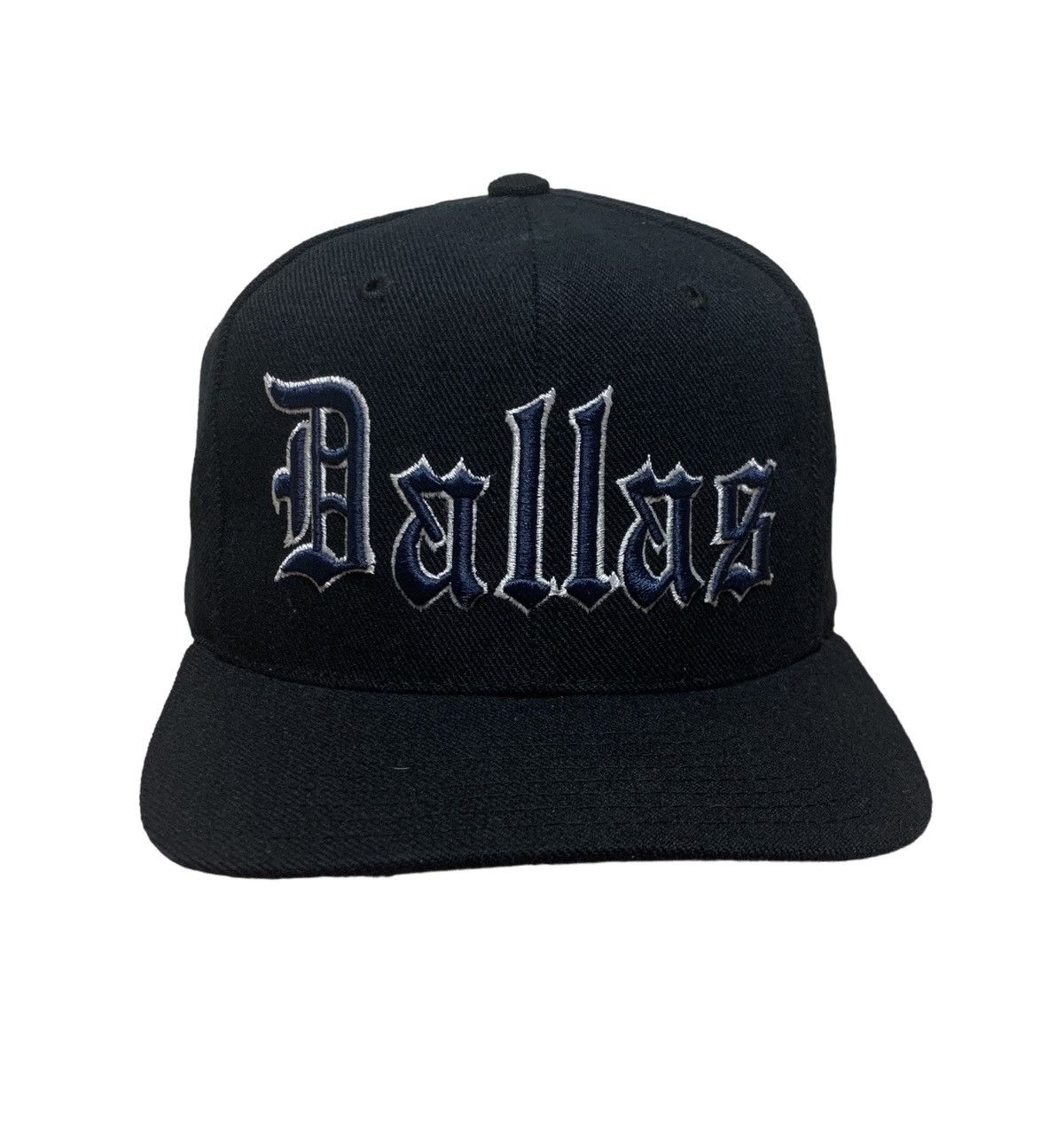 Vintage Colosseum Dallas Cowboys Old English Snapback Hat NFL – Team Sold  Out Vintage