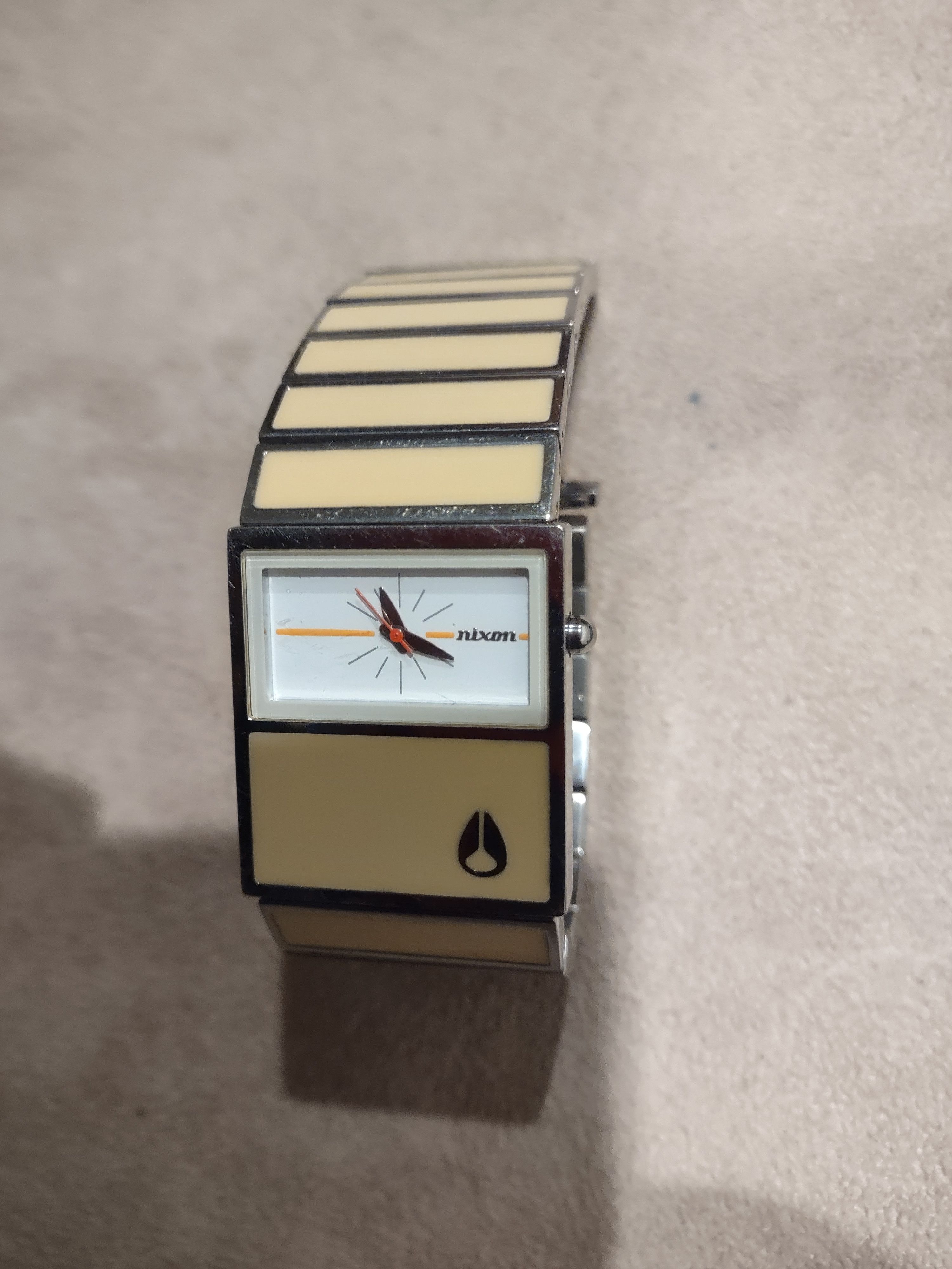 Nixon Vintage NIXON Max and Relax Chalet. 17 tan inlays. Working | Grailed